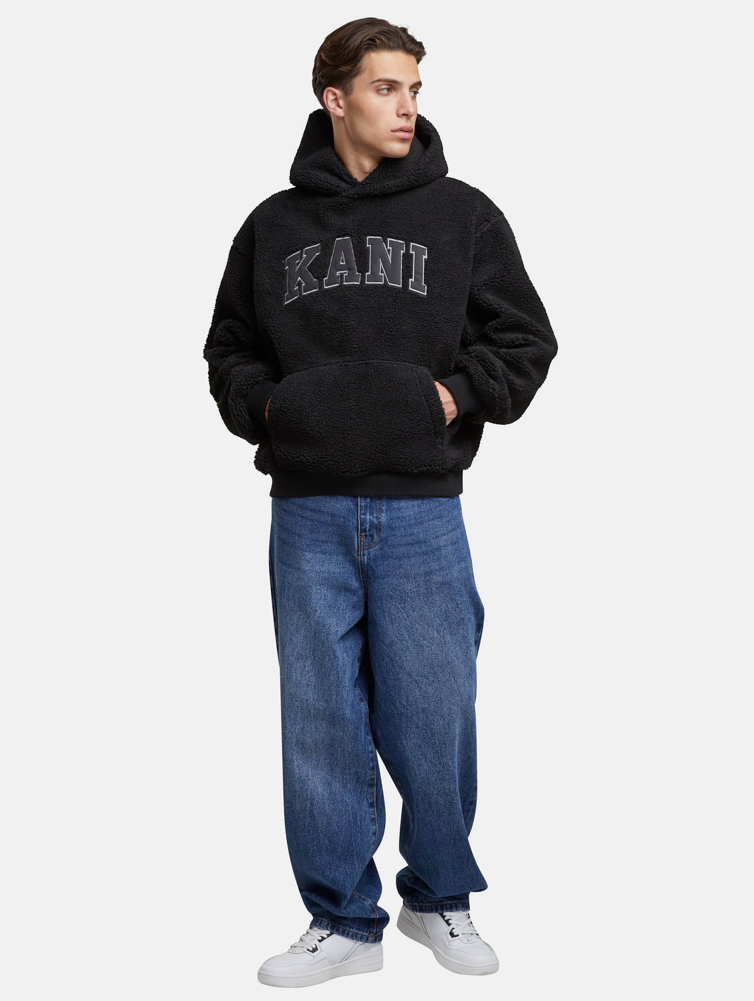 Karl Kani Serif Teddy Hoodie – Bild 4