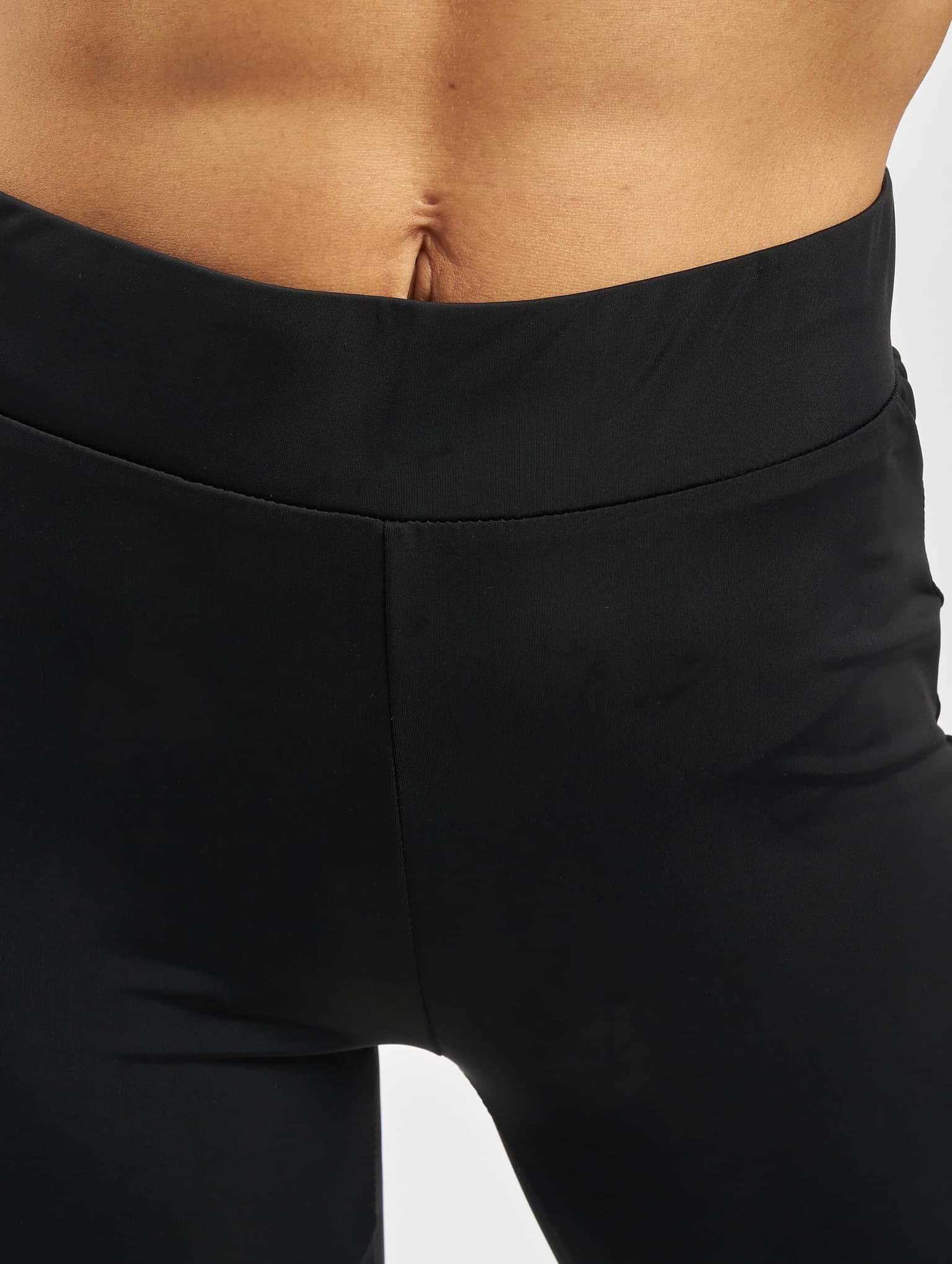 Urban Classics Ladies Triangle Tech Mesh Leggings – Bild 4