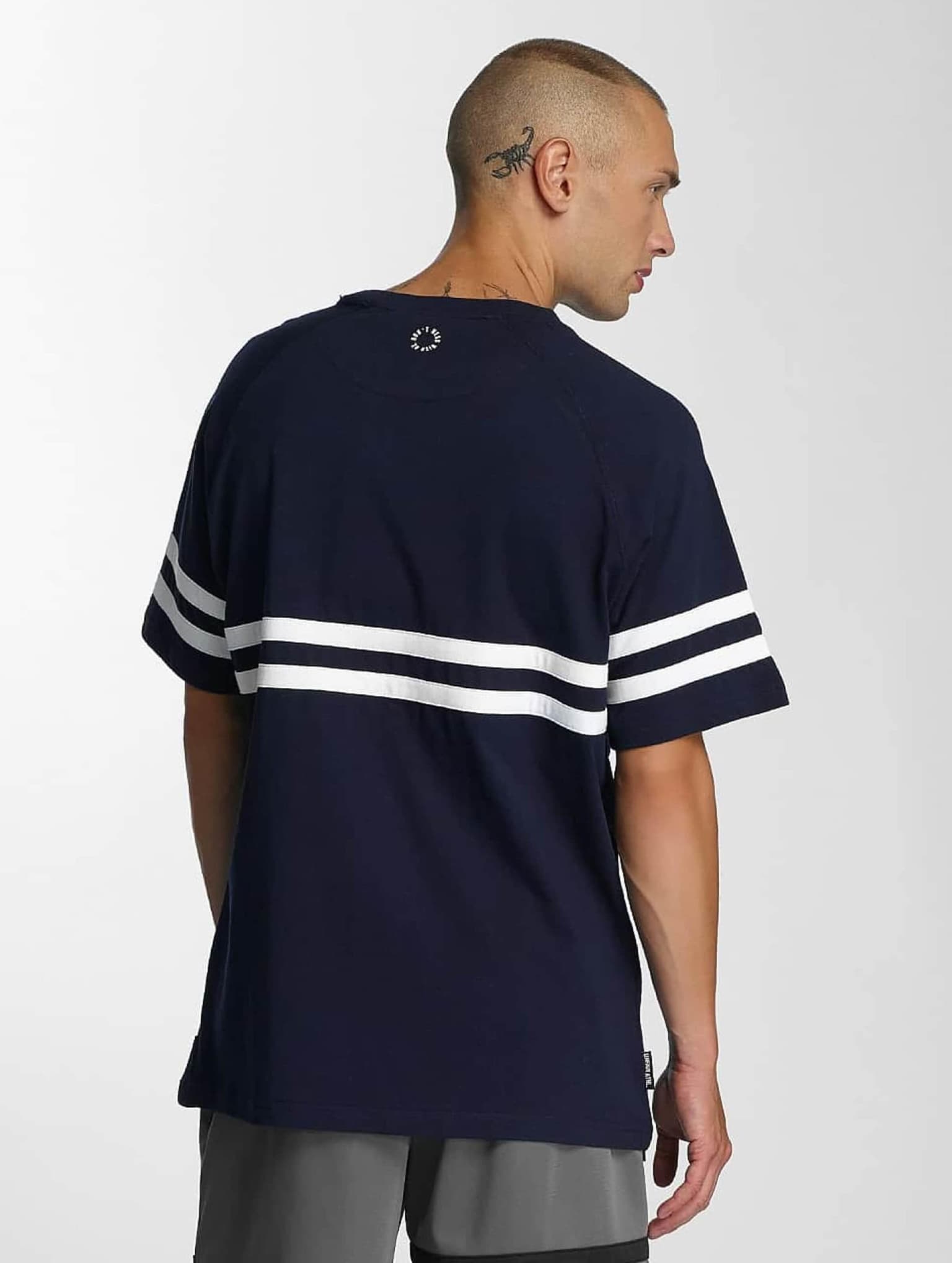 Unfair Athletics DMWU T-Shirt – Bild 3
