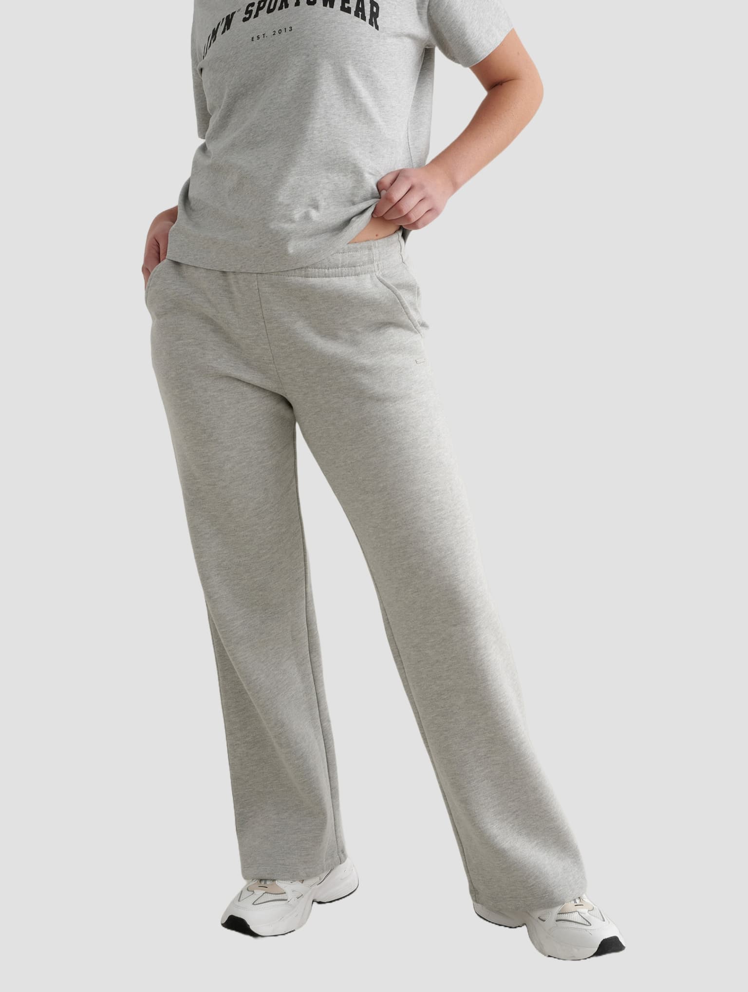 aimn aim'n Wide Sweatpants