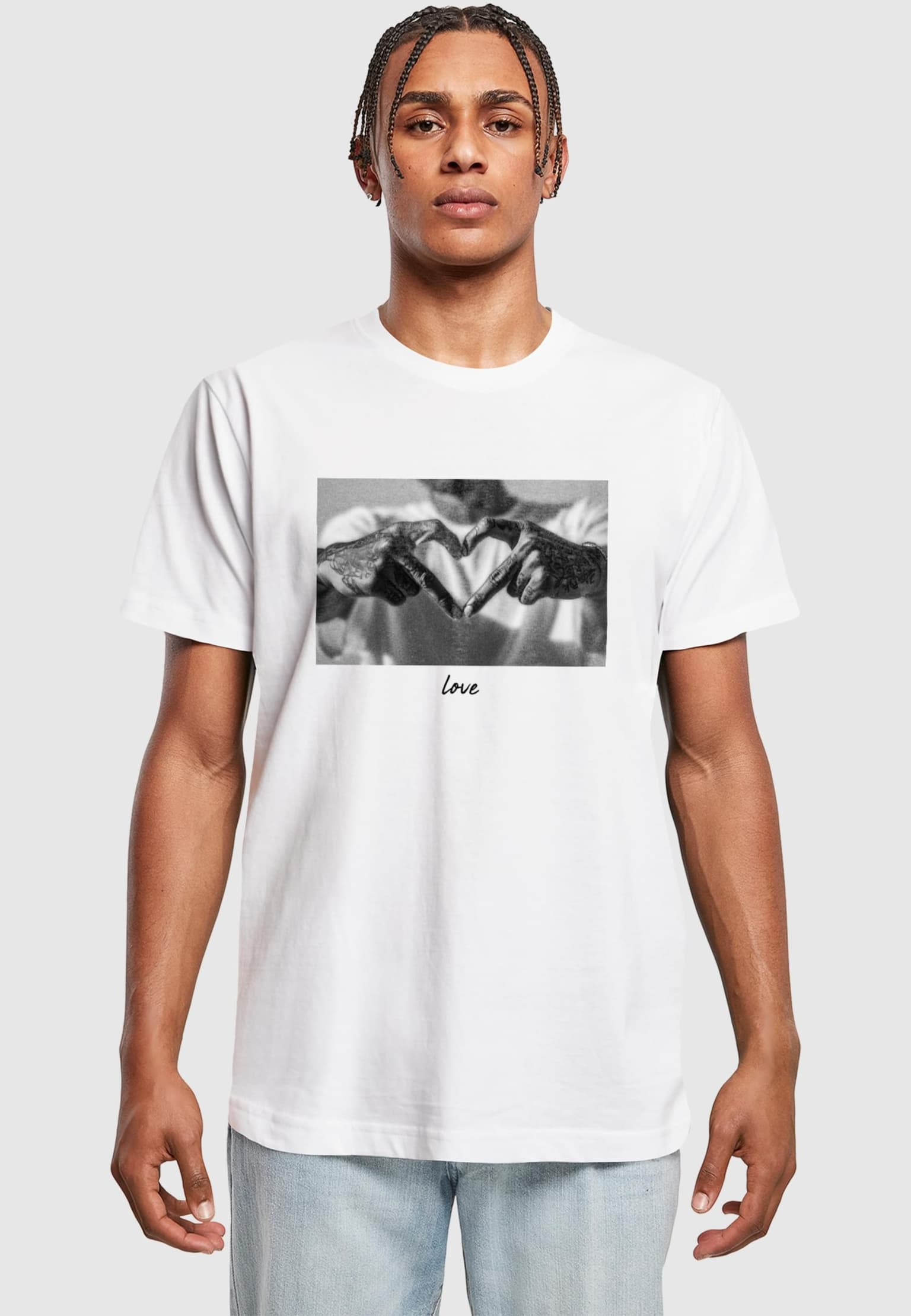 Mister Tee Heart Sign