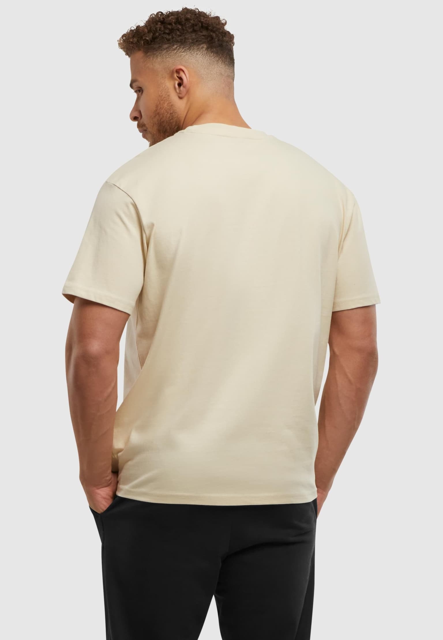 Mister Tee Upscale Core EMB Oversize – Bild 2