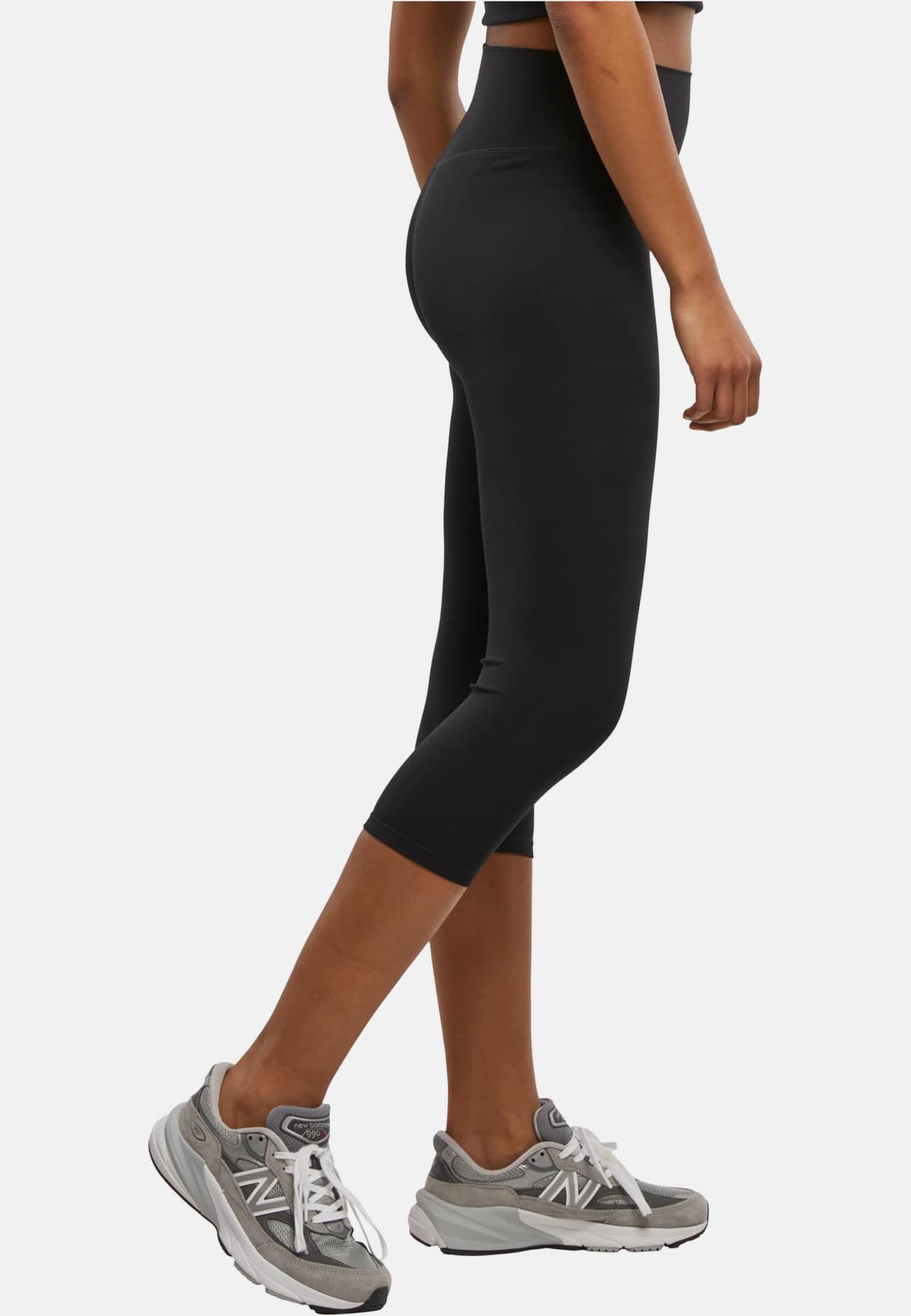 Urban Classics Ladies Capri Leggings – Bild 4