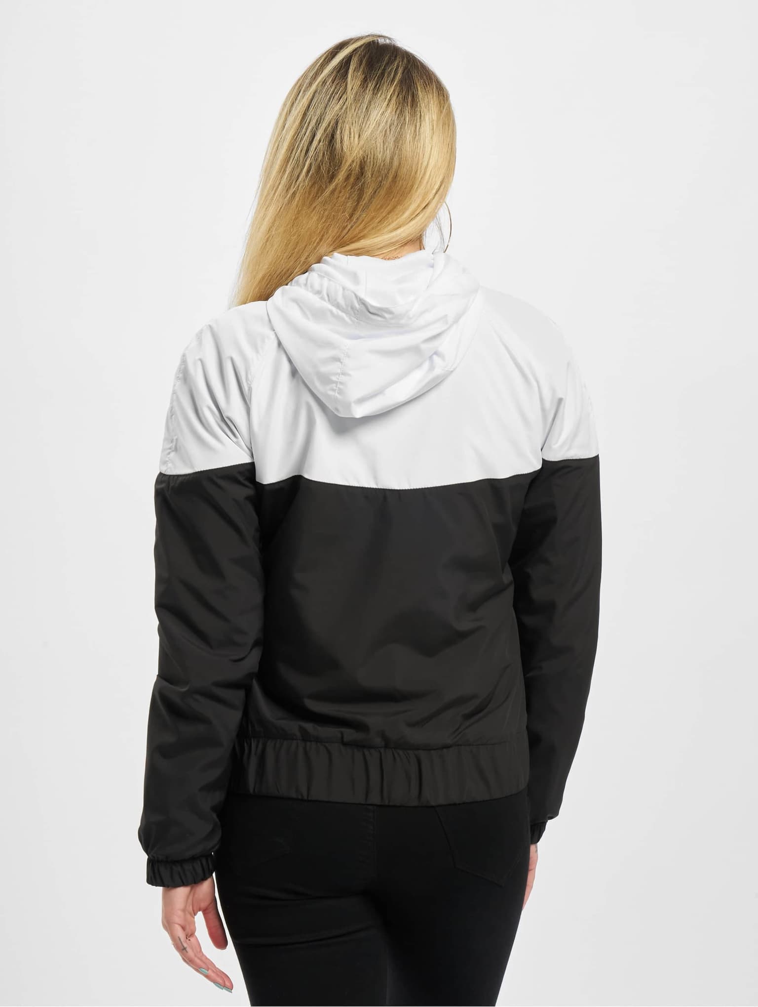 Urban Classics Ladies Arrow Windbreaker – Bild 2