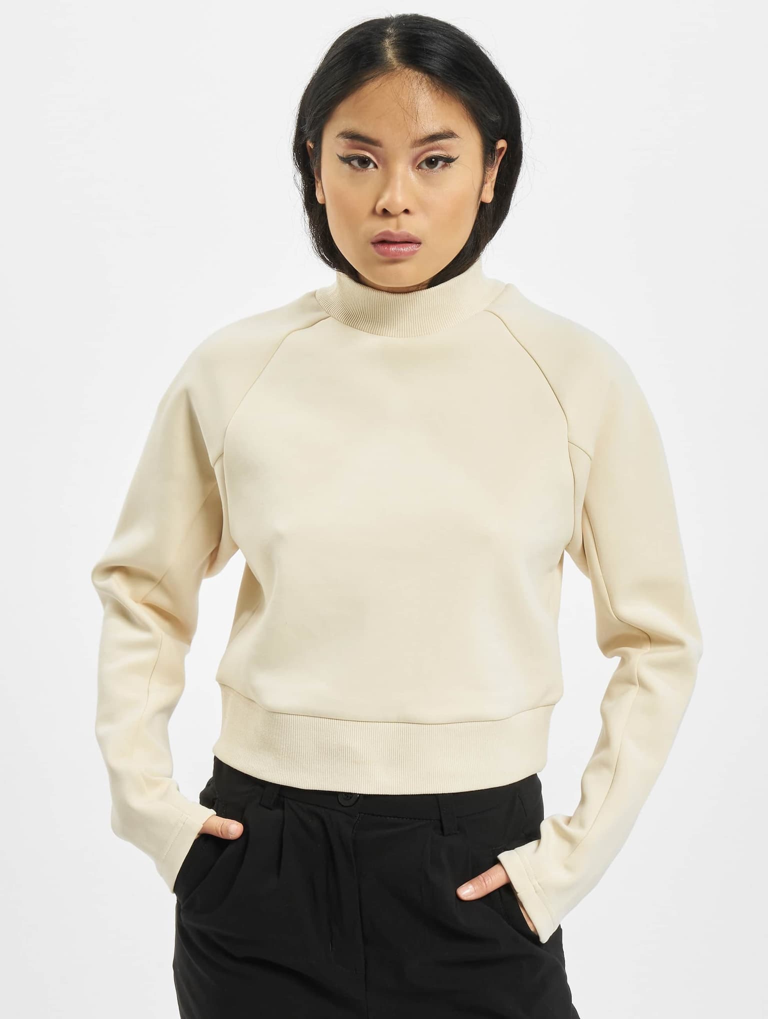 Urban Classics Ladies Interlock Short Turtleneck Crew – Bild 3