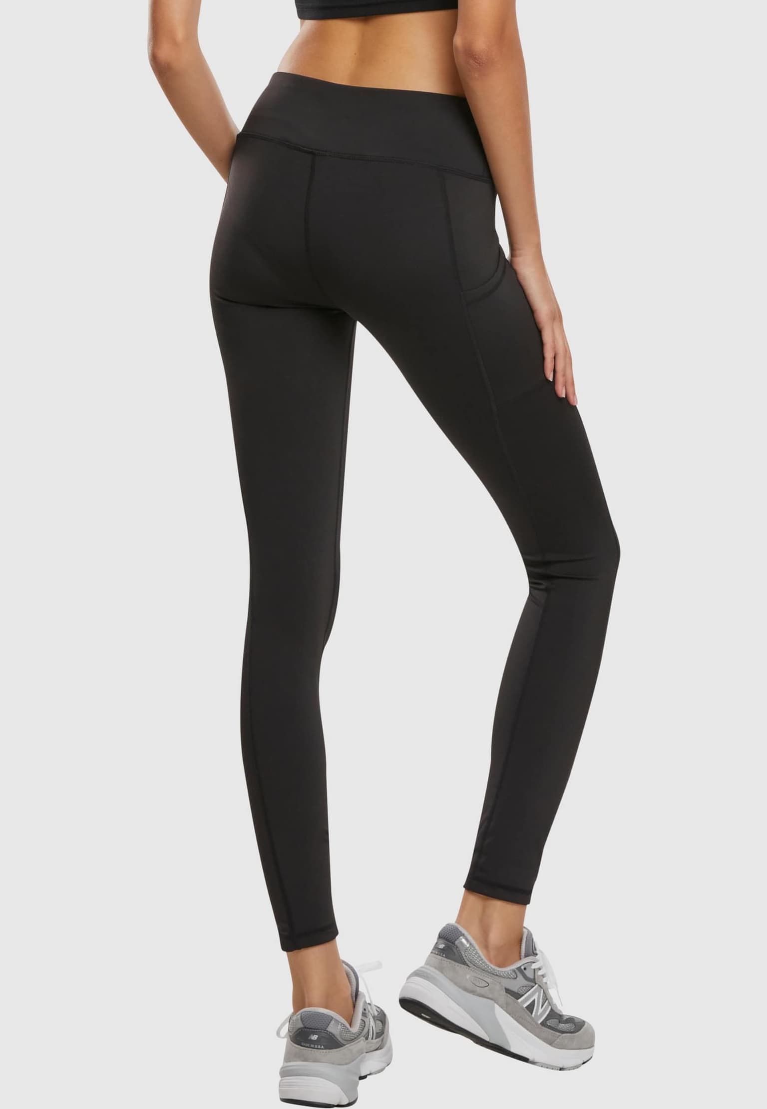 Urban Classics Ladies Essentials Pocket Leggings – Bild 2