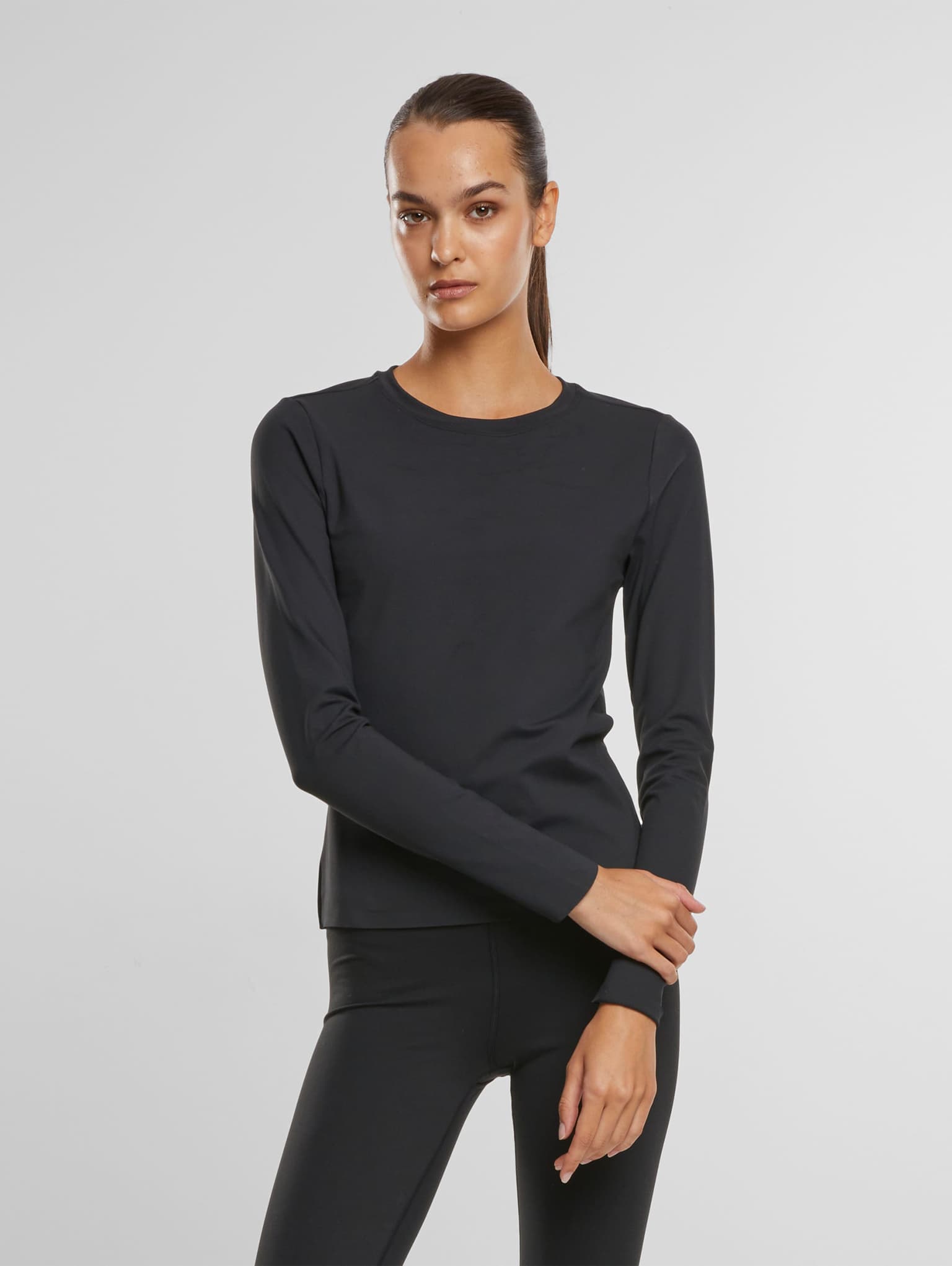 aimn aim'n Sense Cutout Back Longsleeve
