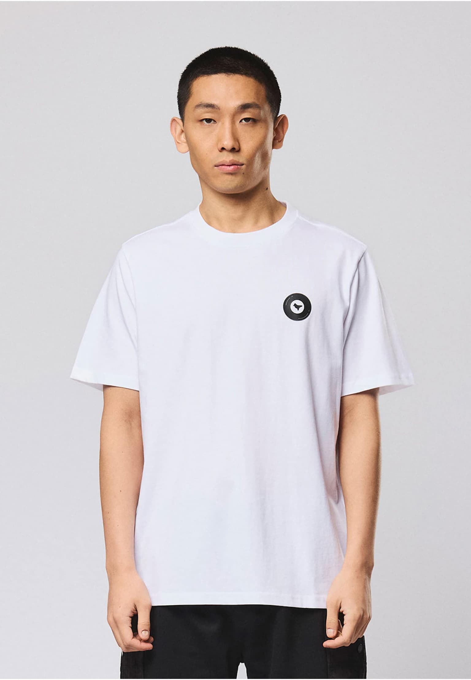 Weekend Offender 8 BALL GRAPHIC TEE