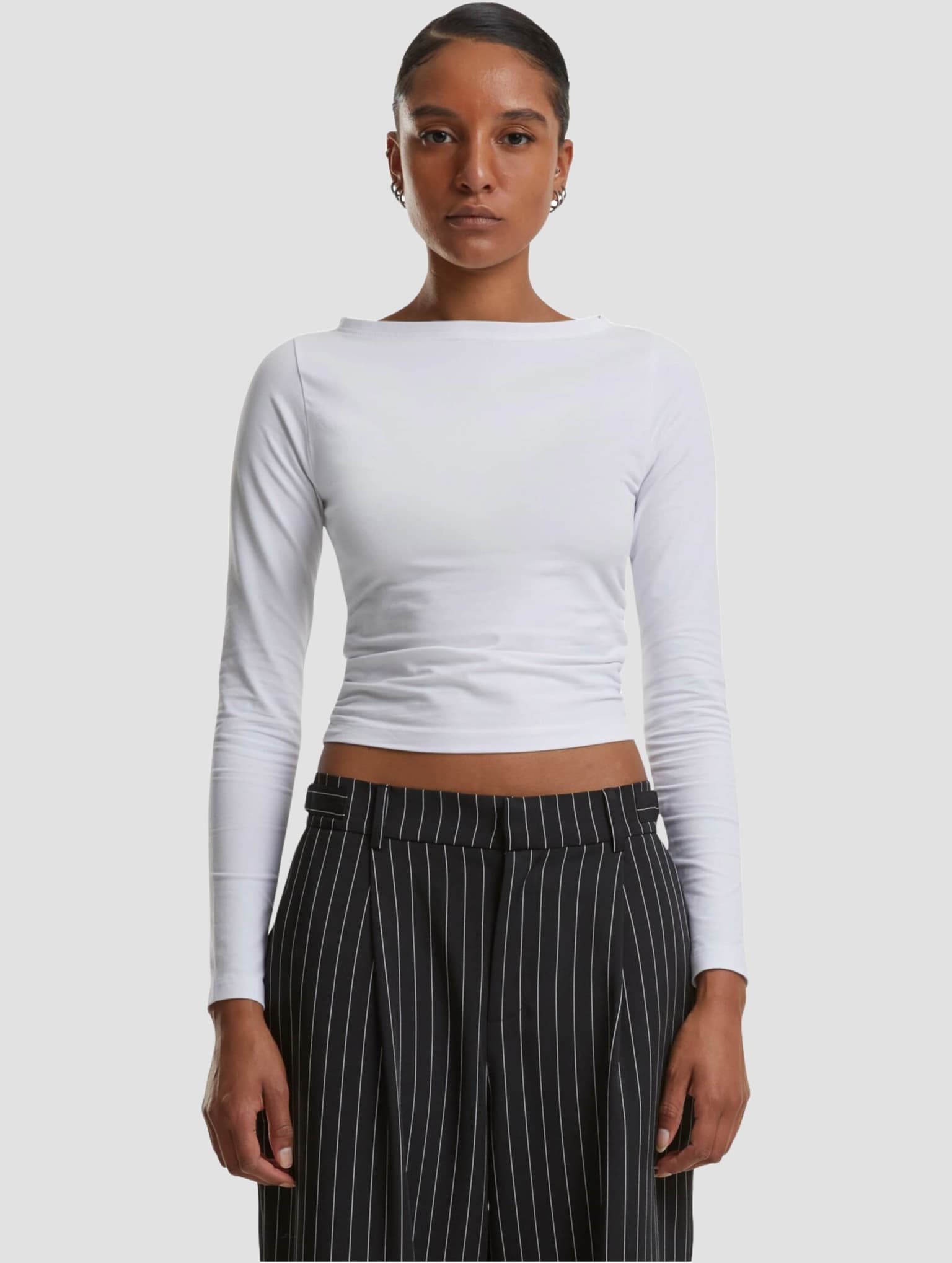 Urban Classics Ladies Ruffled Super Slim Longsleeve – Bild 3