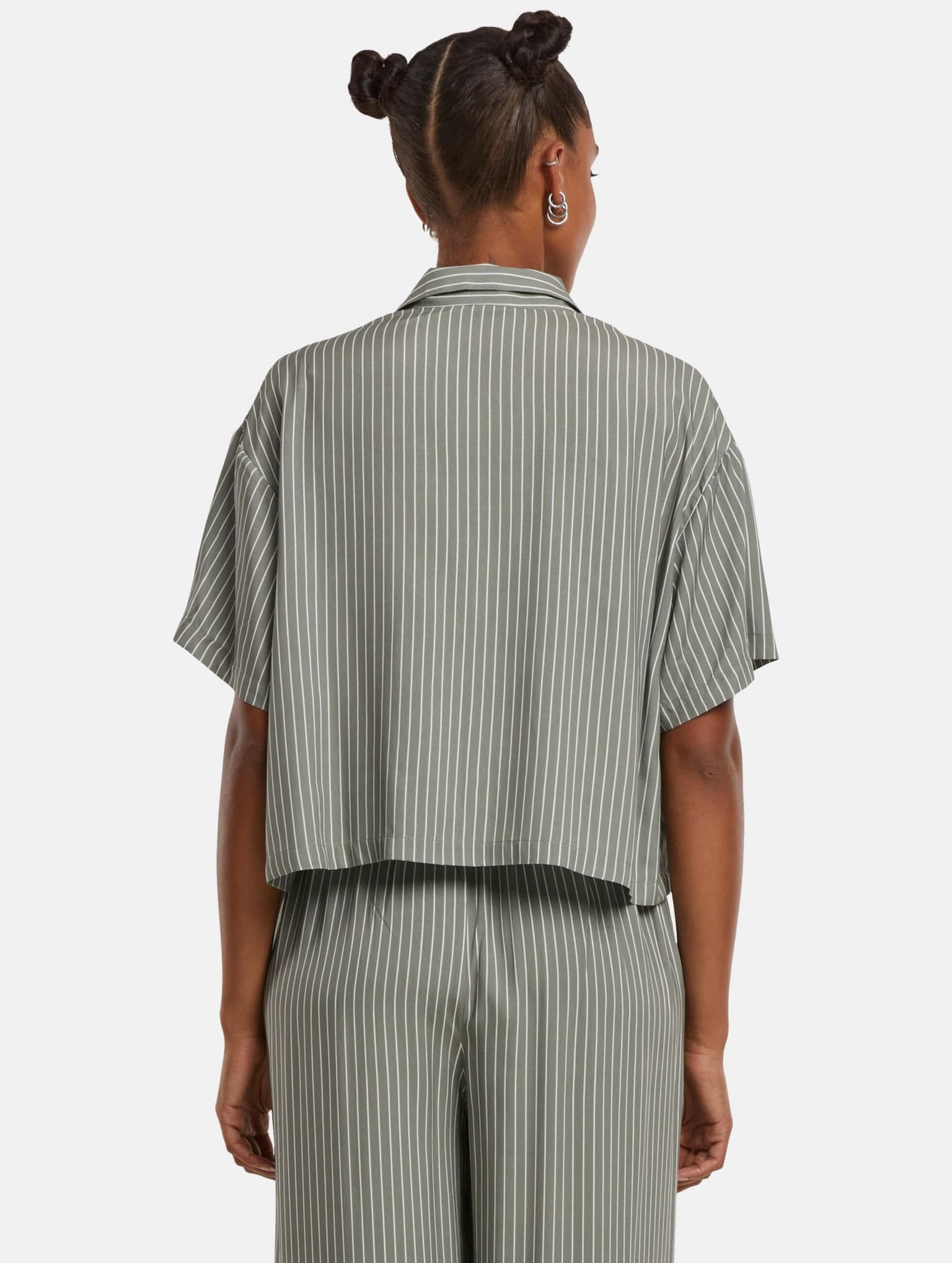 Urban Classics Ladies Viscose Resort Shirt – Bild 2