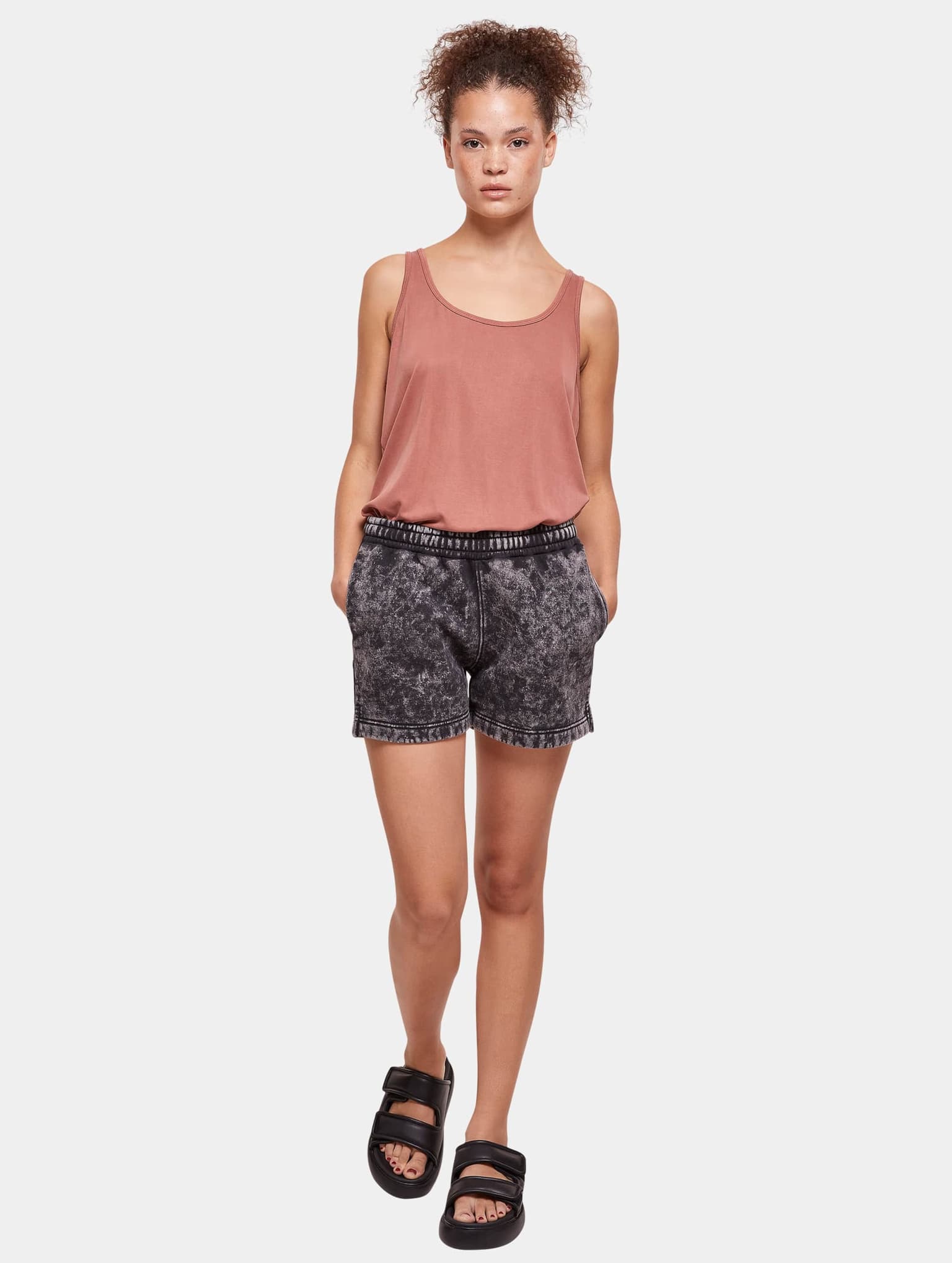 Urban Classics Ladies Towel Washed Sweat Short – Bild 3