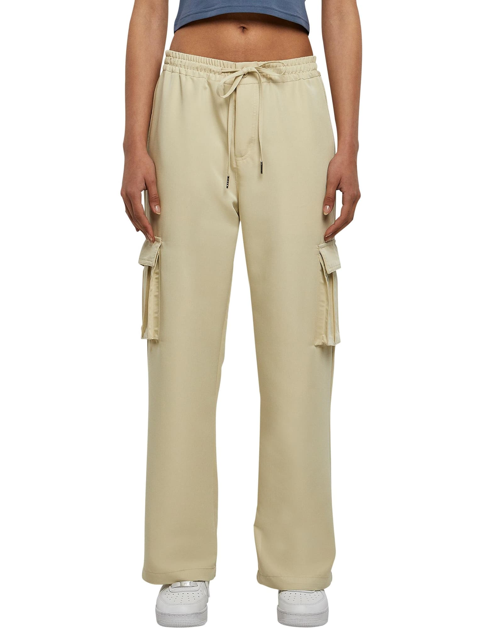 Urban Classics Ladies Vicose Straight Leg Cargo Pants – Bild 4