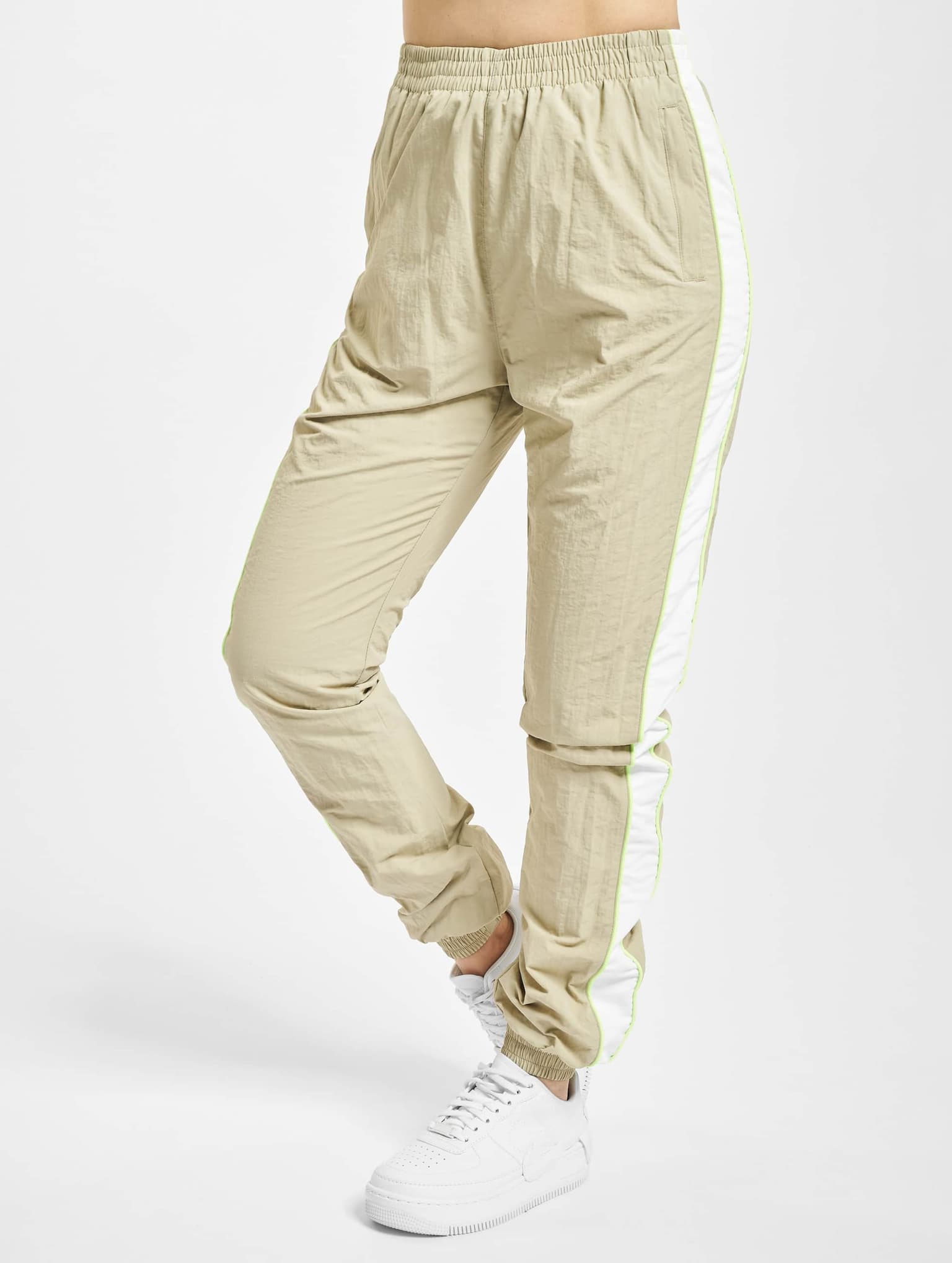 Urban Classics Ladies Piped Track Pants – Bild 3