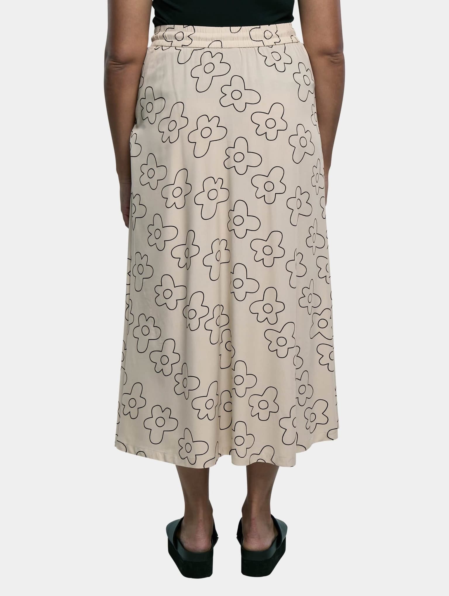 Urban Classics Ladies Viscose Midi Skirt – Bild 2