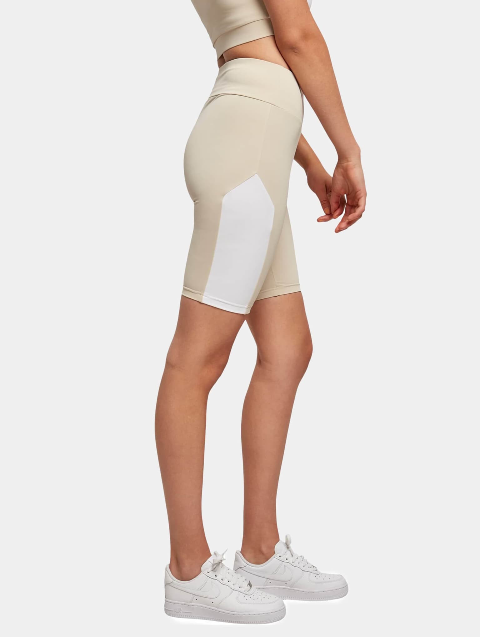 Urban Classics Ladies Color Block Cycle Short – Bild 3