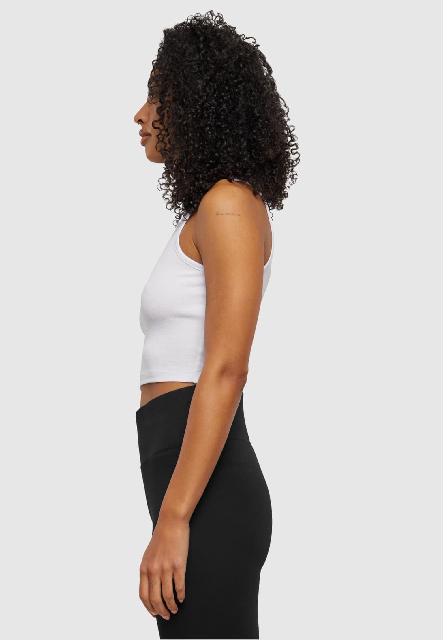 Urban Classics Ladies Essentials Cropped Rib Top – Bild 3