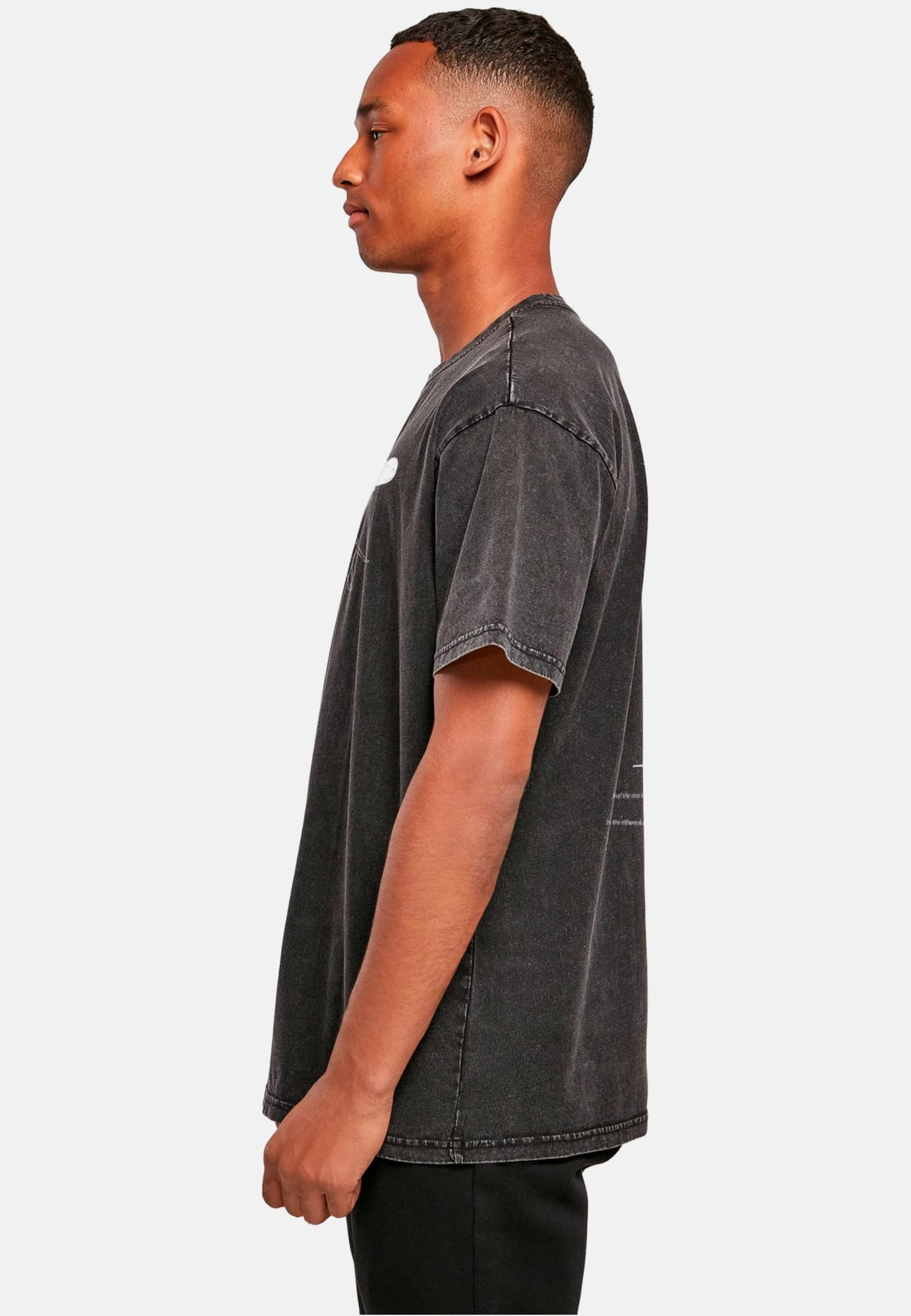Merchcode Love In The Air Acid Washed Heavy Oversize Tee – Bild 4