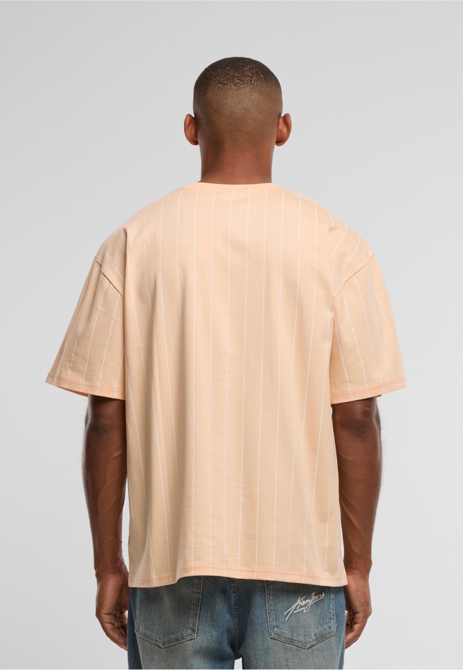 Karl Kani Small Signature Essential Pinstripe Tee – Bild 2
