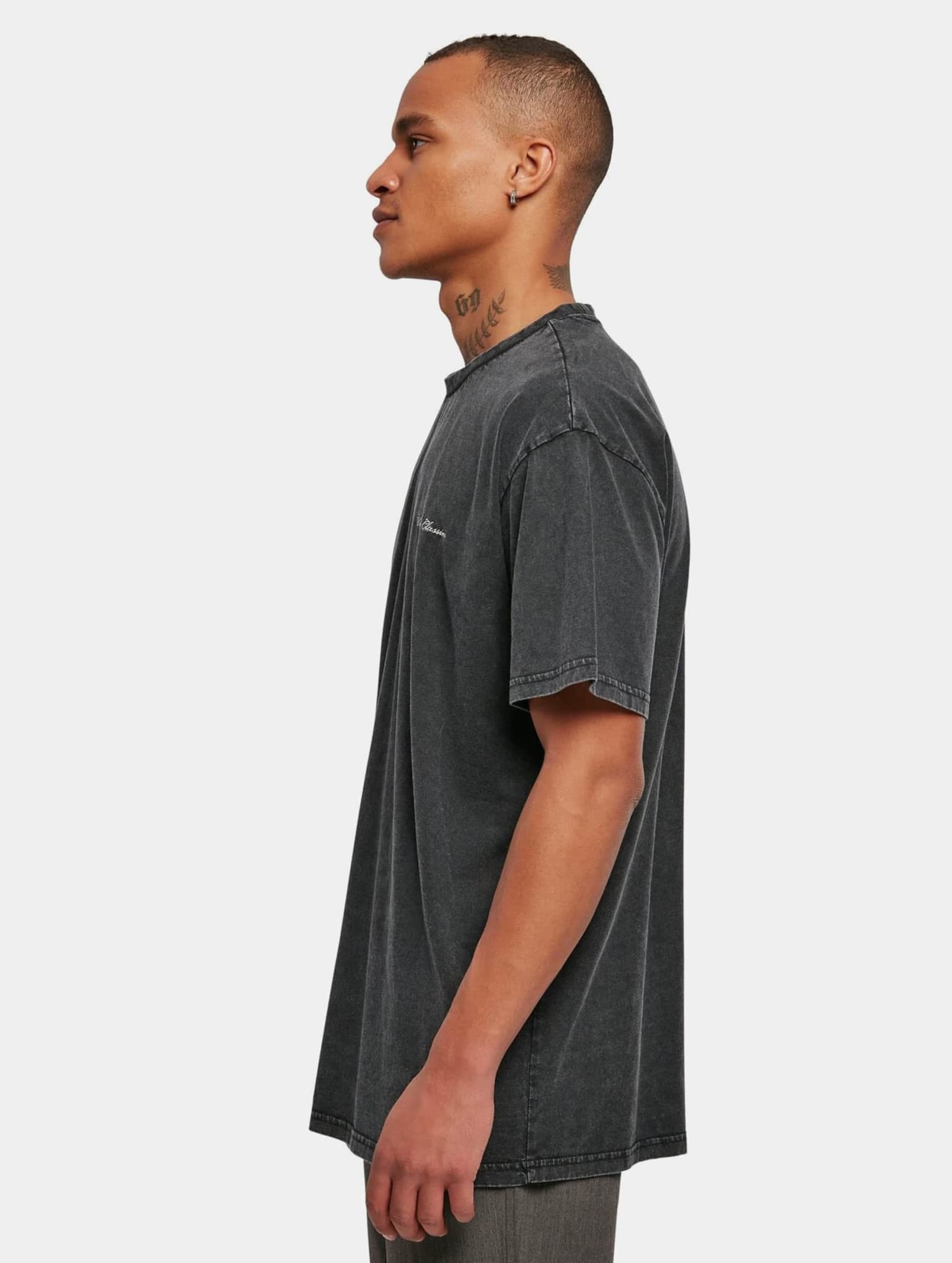 Urban Classics Oversized Small Embroidery Tee – Bild 3
