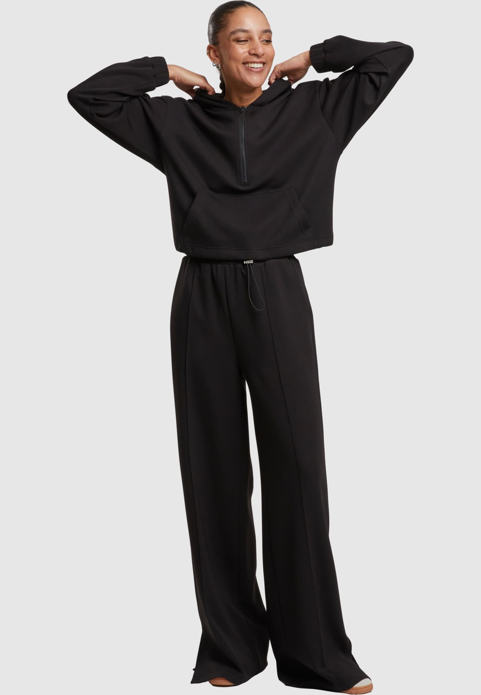 Urban Classics Ladies Soft Touch Palazzo Pants – Bild 4