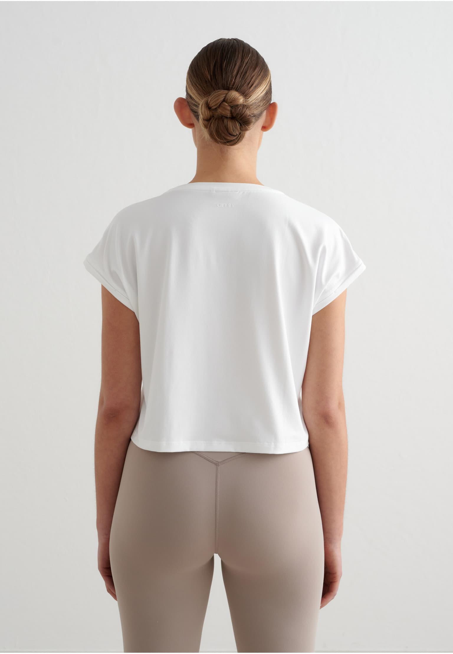 aimn Soft Basic Roll Sleeve Top – Bild 2