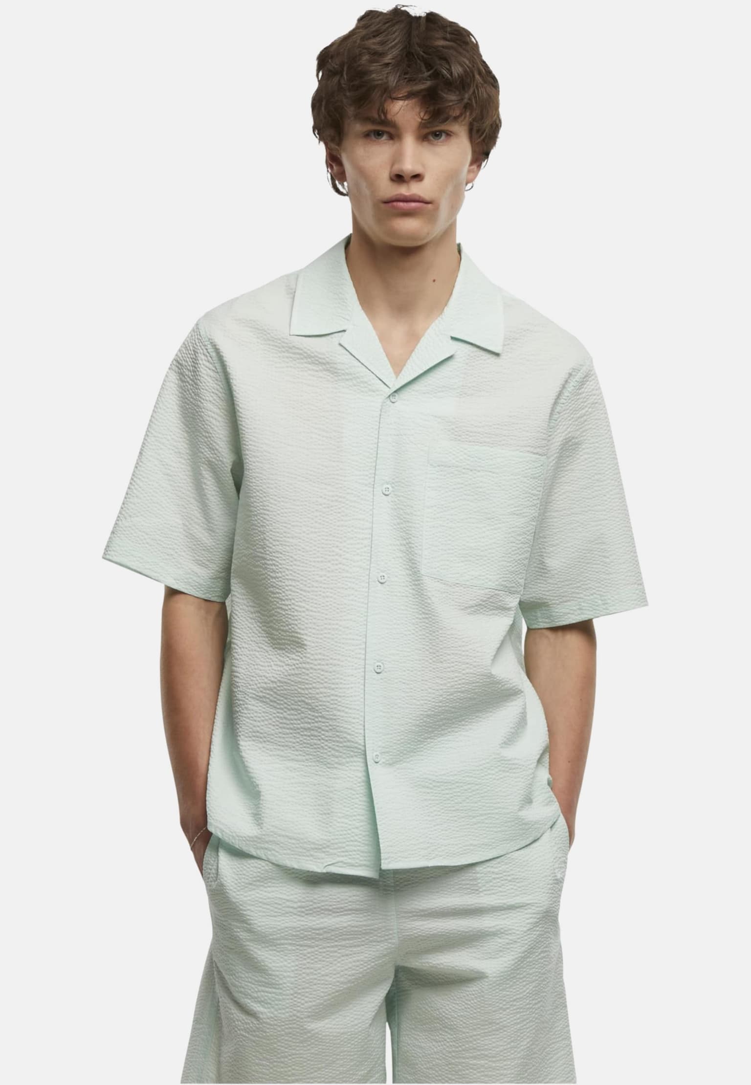 Urban Classics Relaxed Seersucker Short Sleeve Shirt