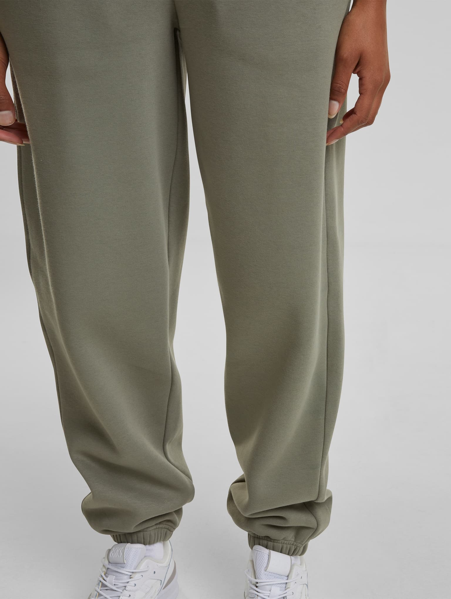 Urban Classics Ladies Fluffy Jogginghose – Bild 4
