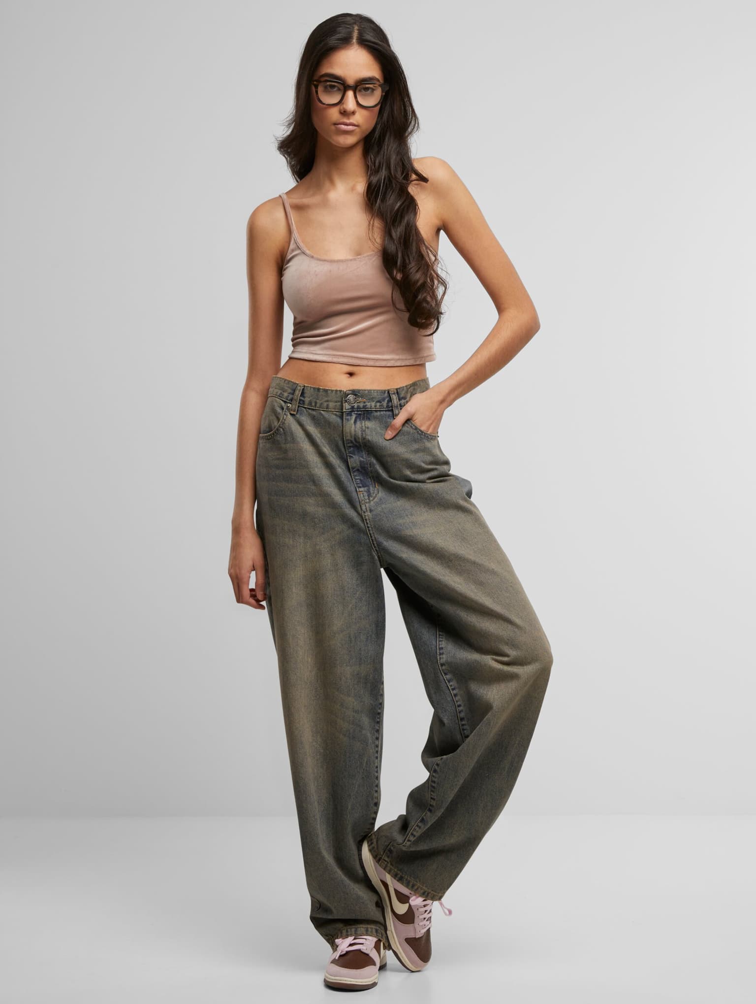 Urban Classics Ladies Short Velvet Top – Bild 4