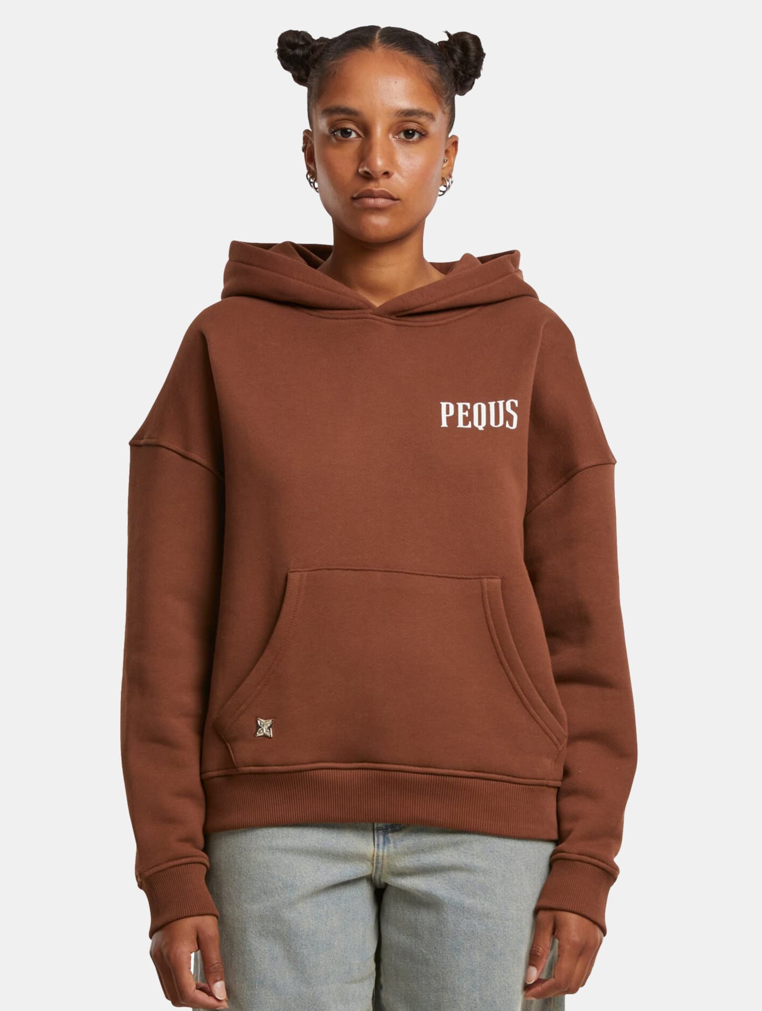 PEQUS Back Logo Hoodie – Bild 3