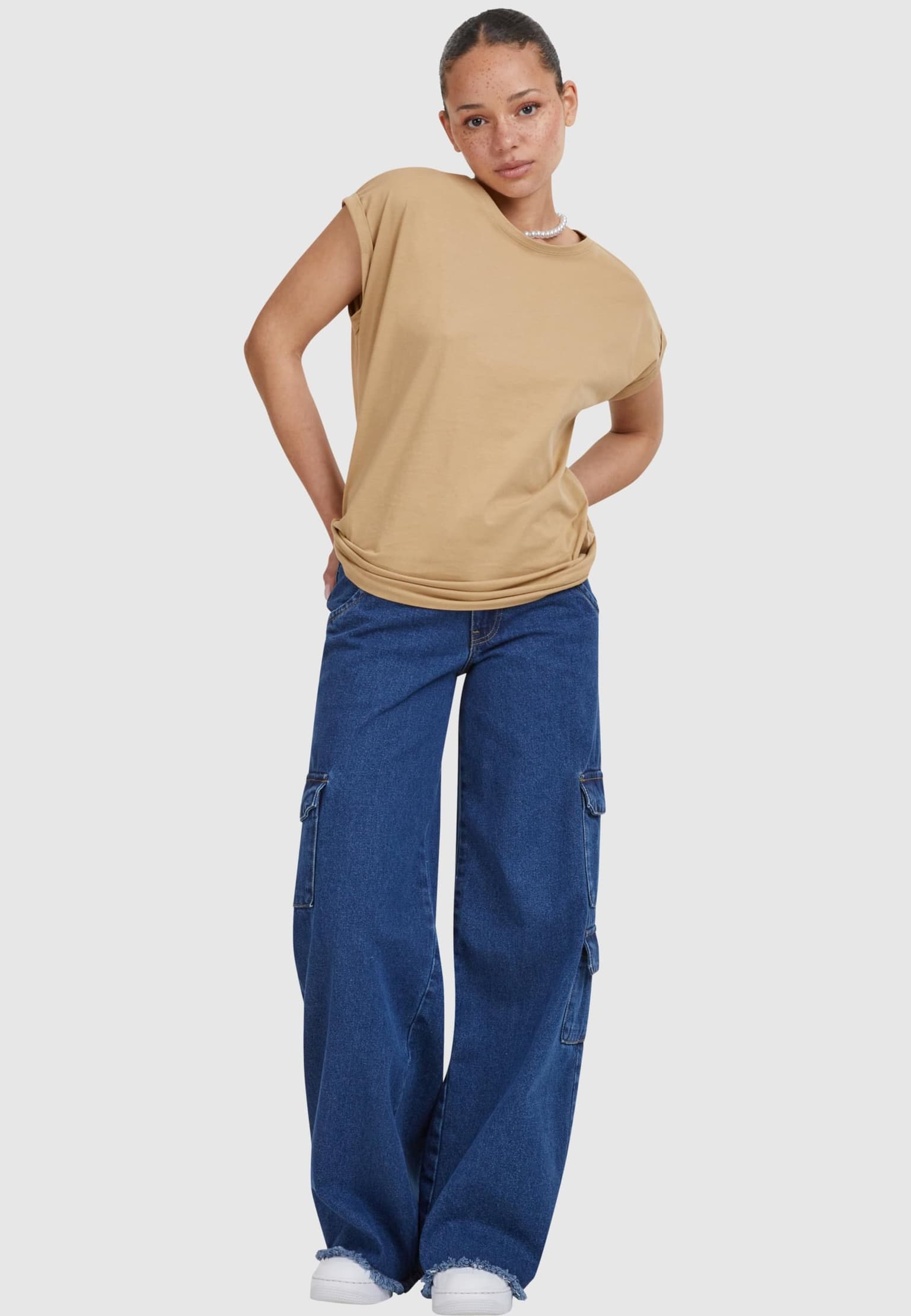 Urban Classics Ladies Extended Shoulder Tee – Bild 4