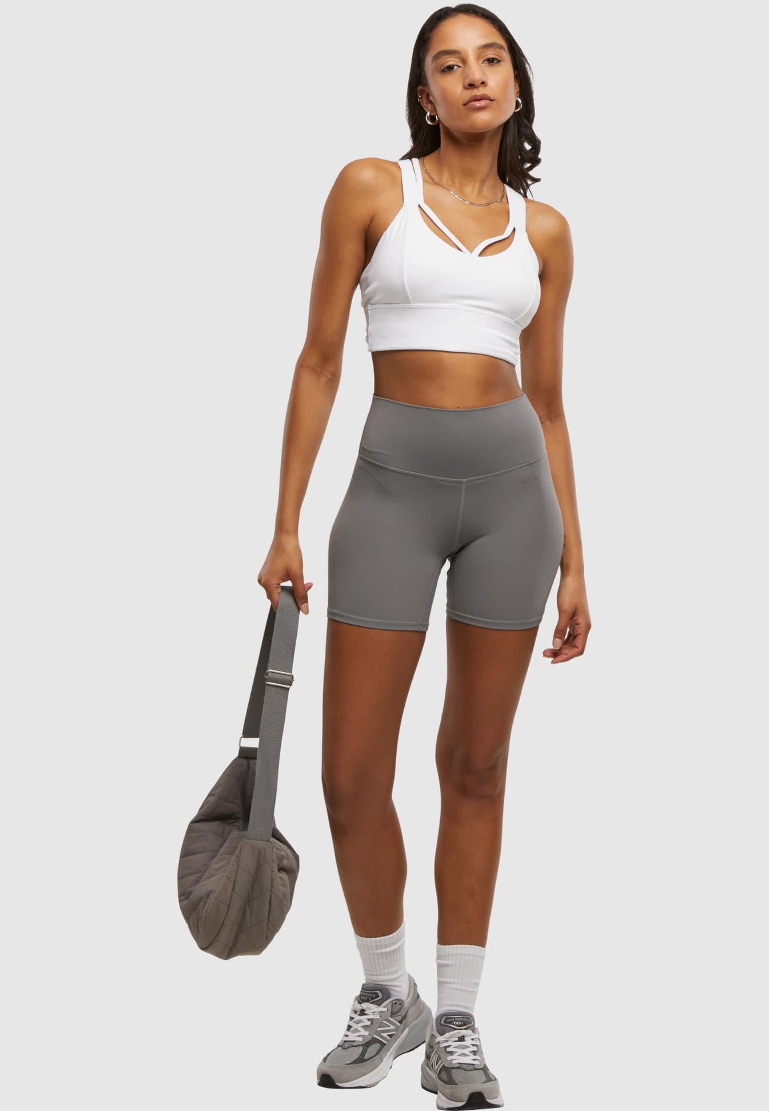 Urban Classics Ladies Sports Bra crossed – Bild 4