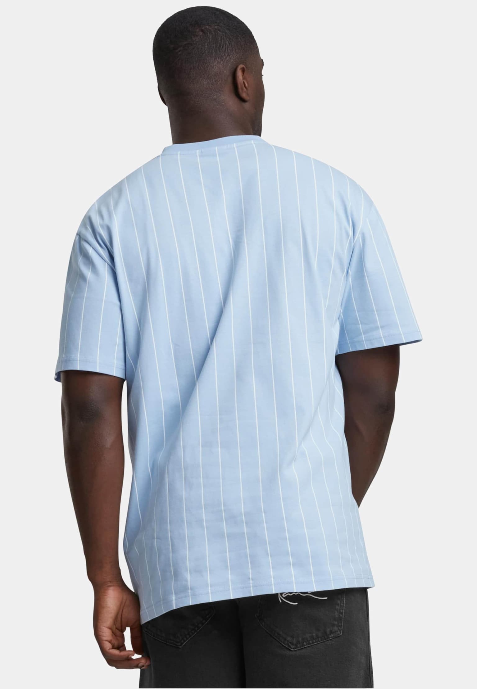 Karl Kani Small Signature Essential Pinstripe Tee – Bild 2