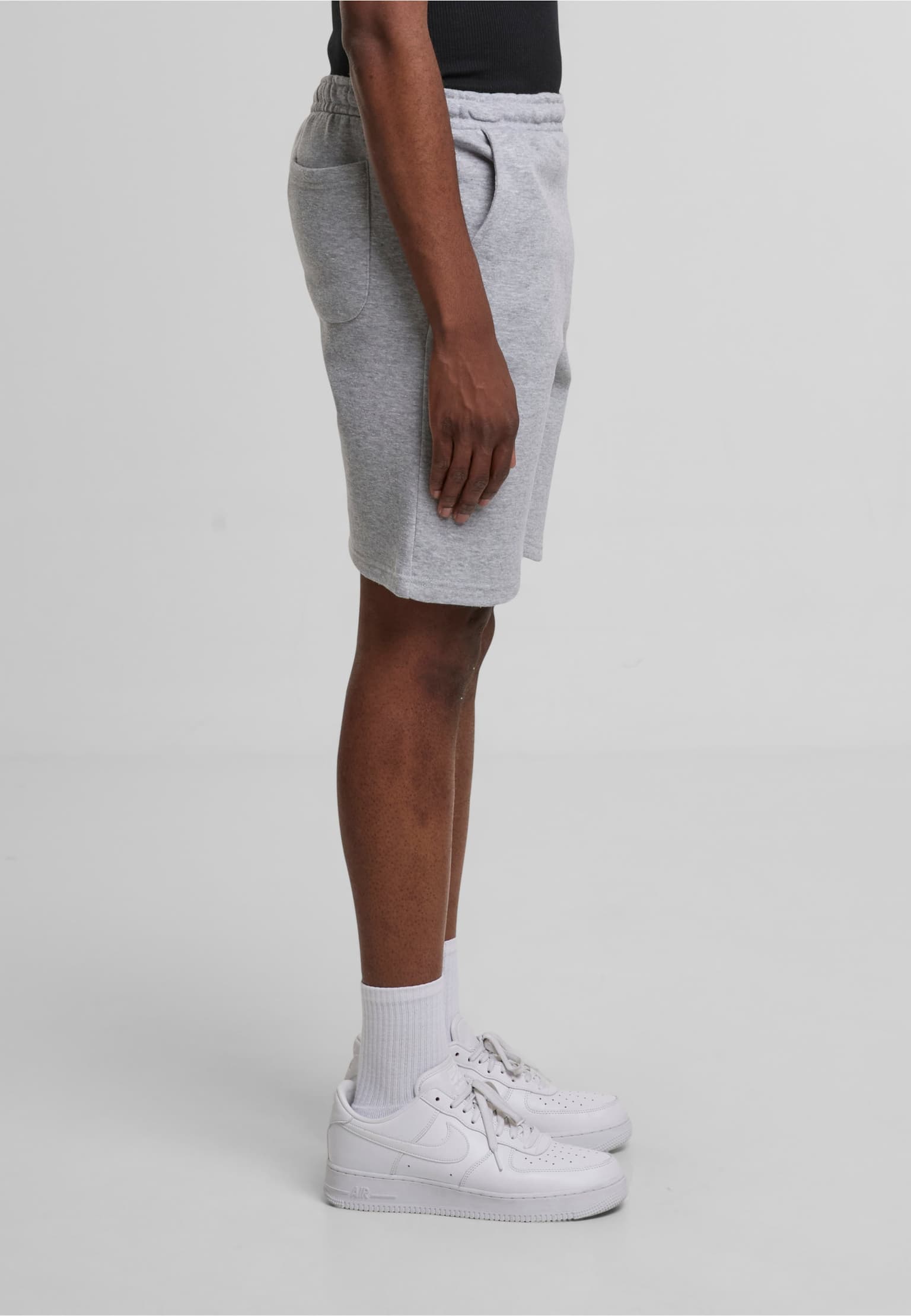 Urban Classics Basic Essential Sweatshorts – Bild 4
