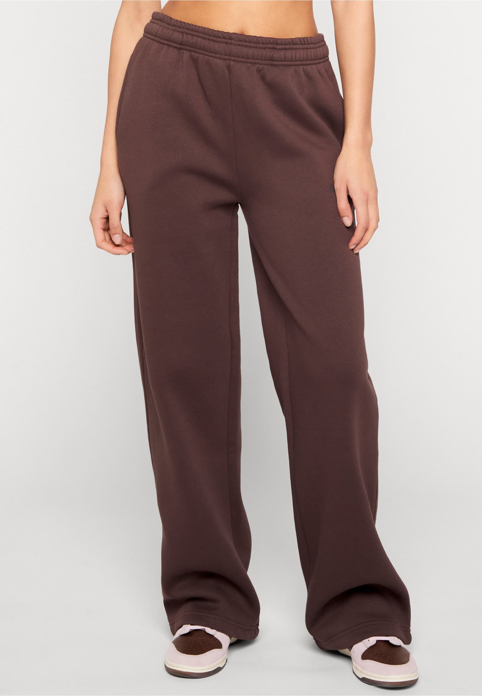 Felicious BASIC Sweatpants