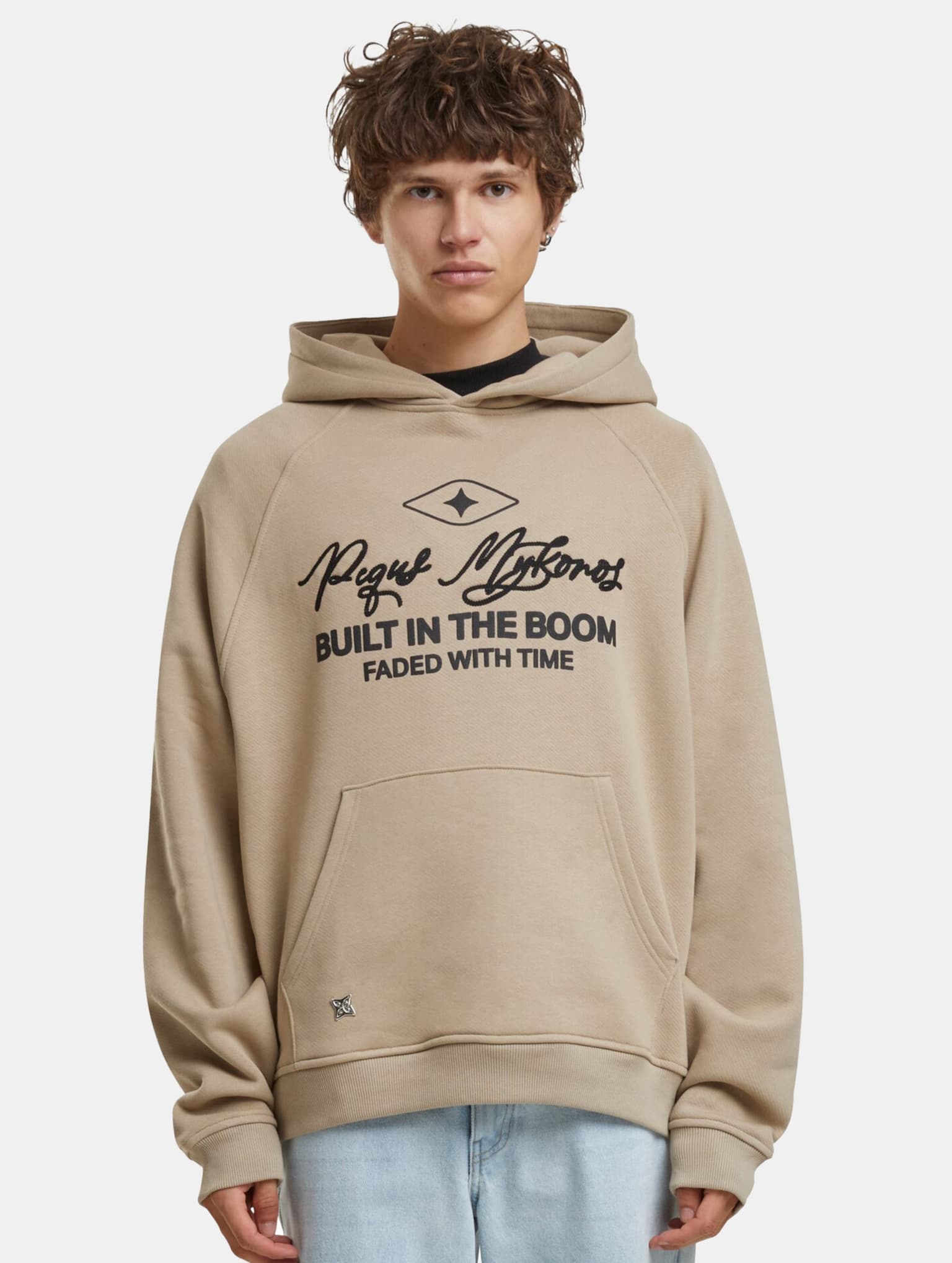 PEQUS Built in the Boom Logo Hoodie – Bild 3