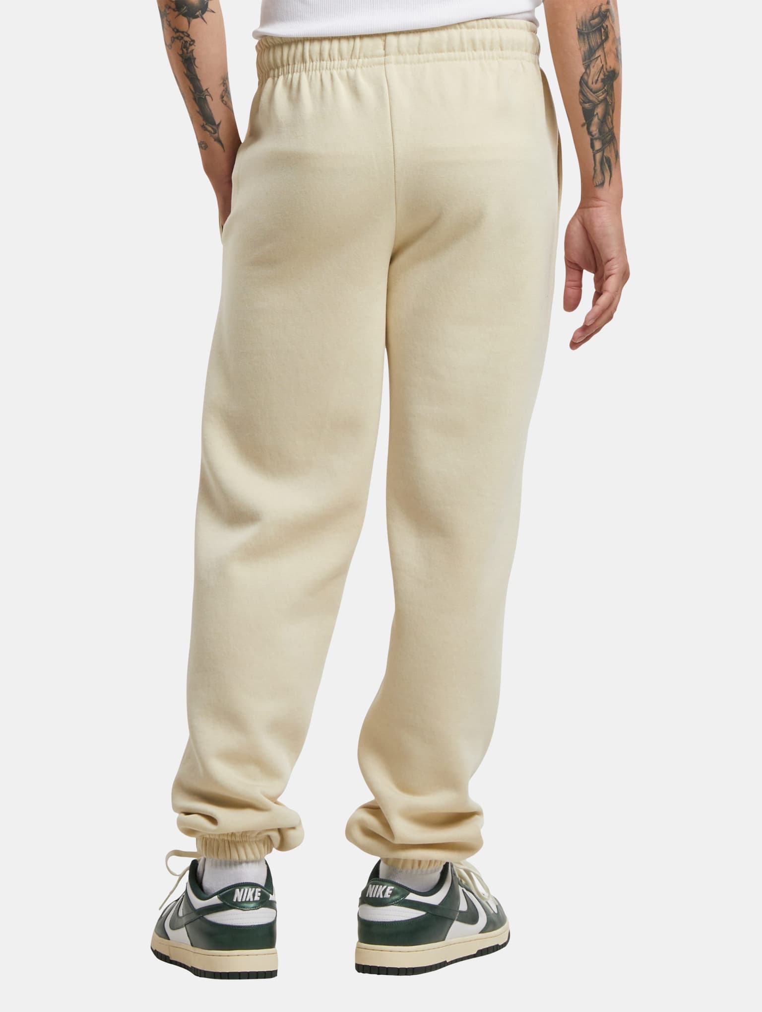 Urban Classics Basic Essential Jogginghose – Bild 2