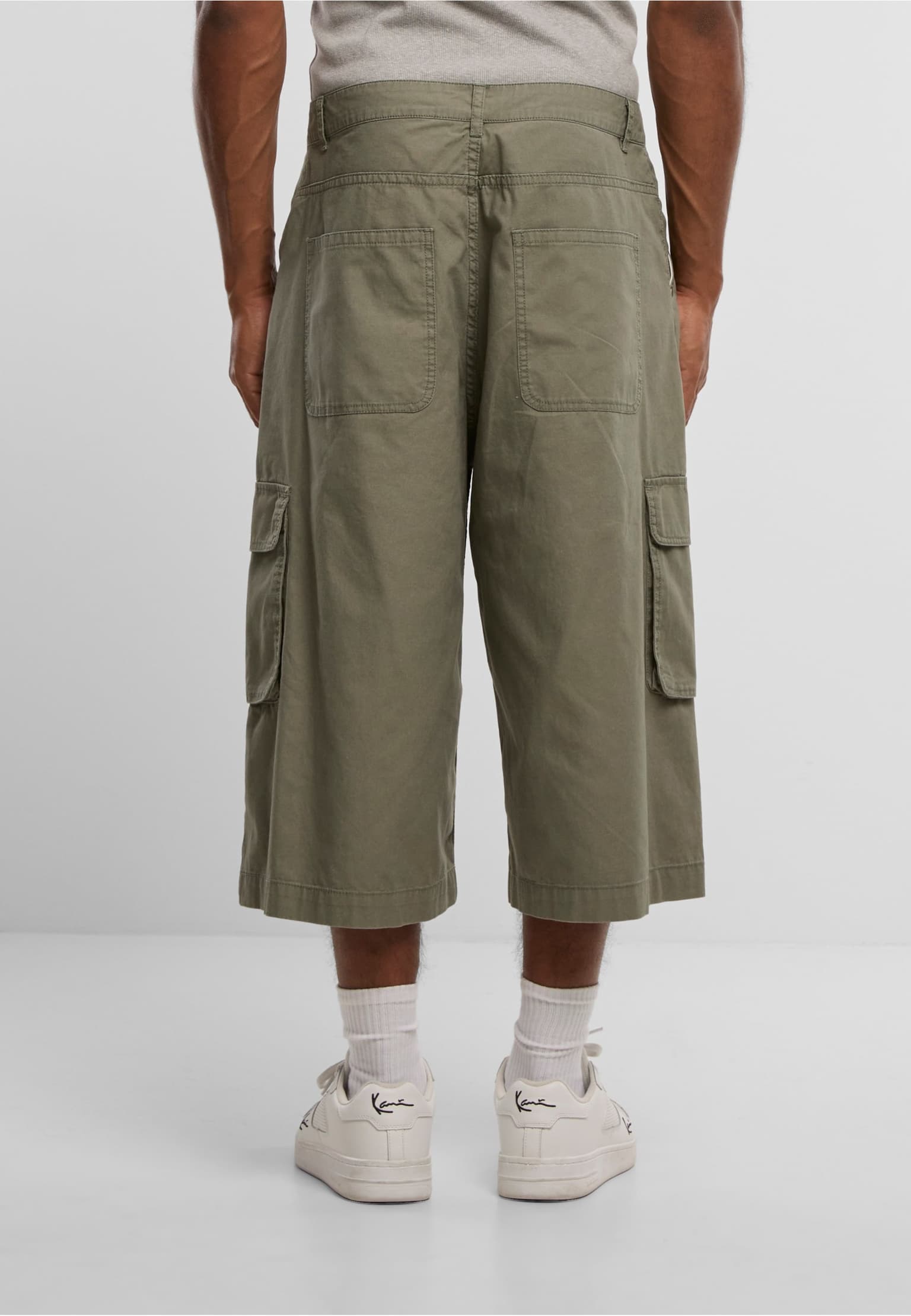Karl Kani OG Camo Baggy Cargo Short – Bild 2