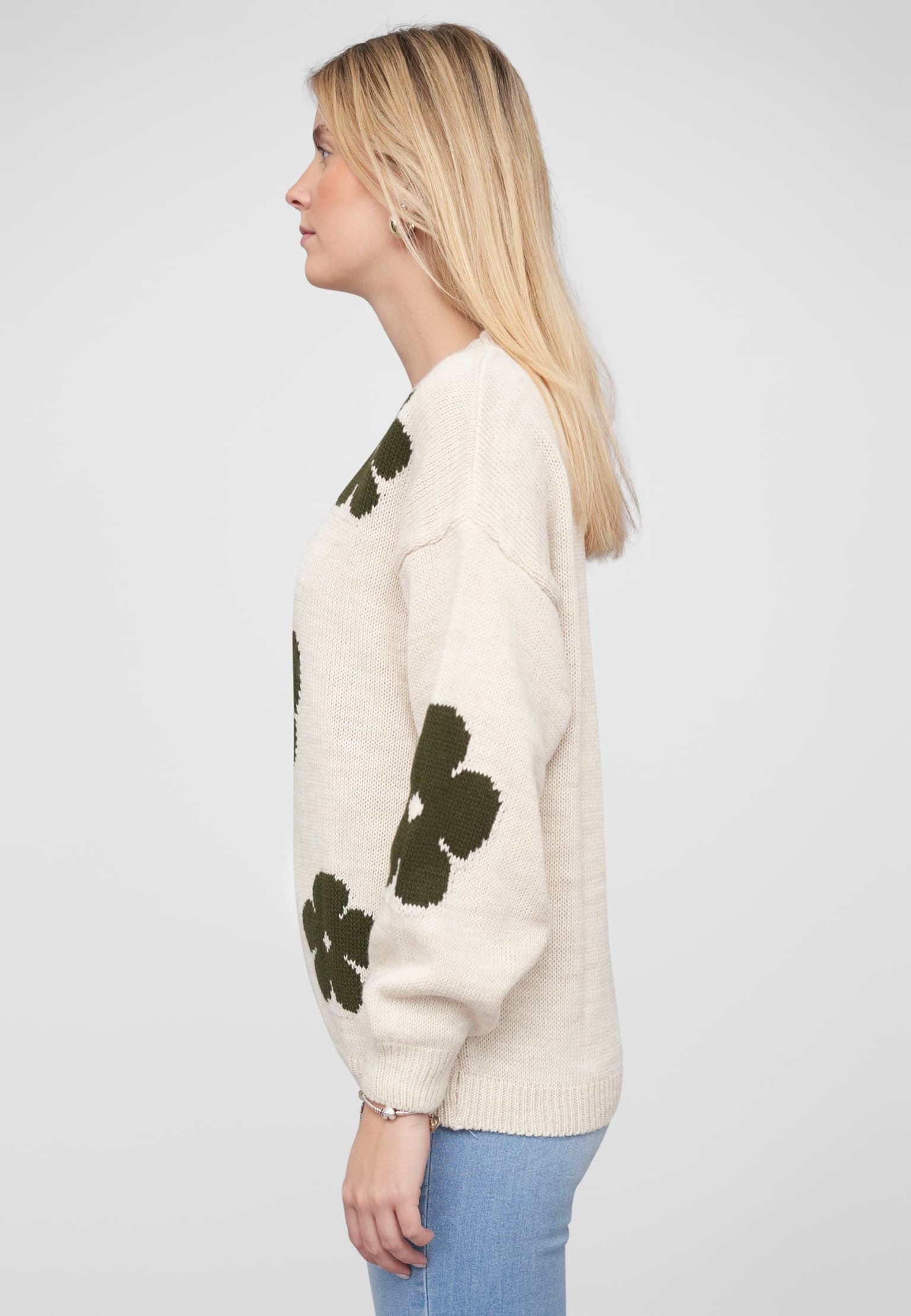 Cloud5ive Cloud 5ive Crewneck Knit Sweater with Flowers – Bild 3
