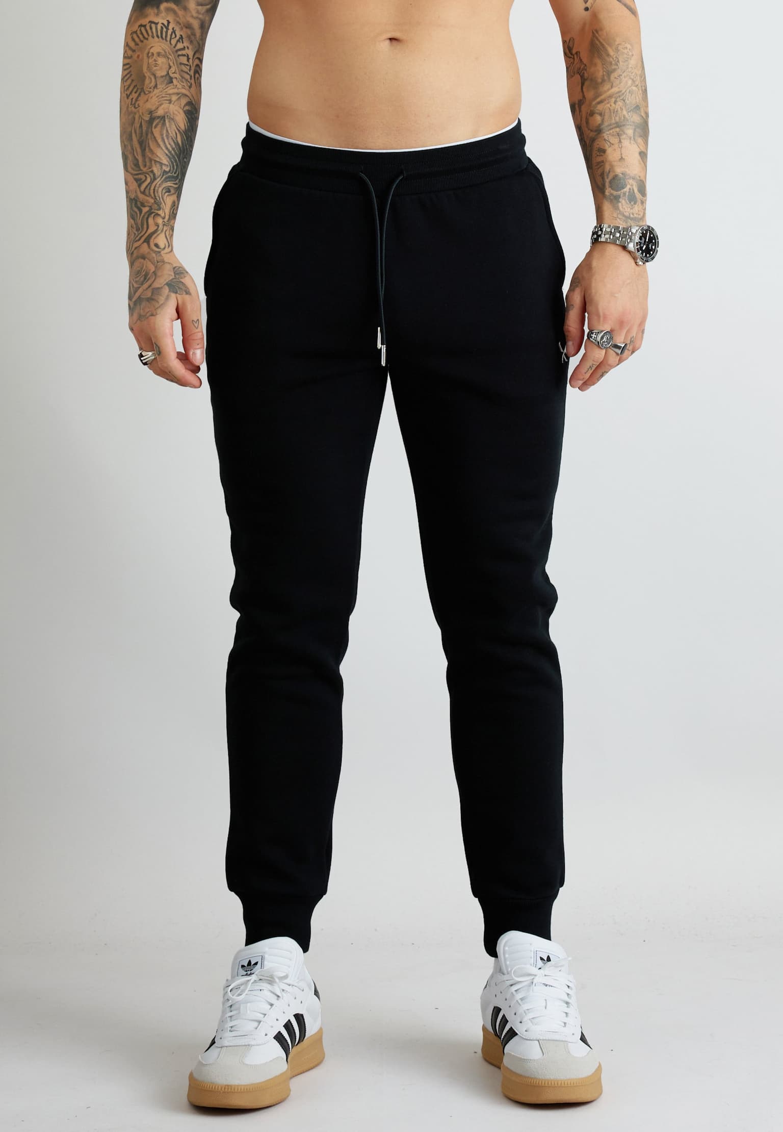 Distorted People Classic Sweatpants