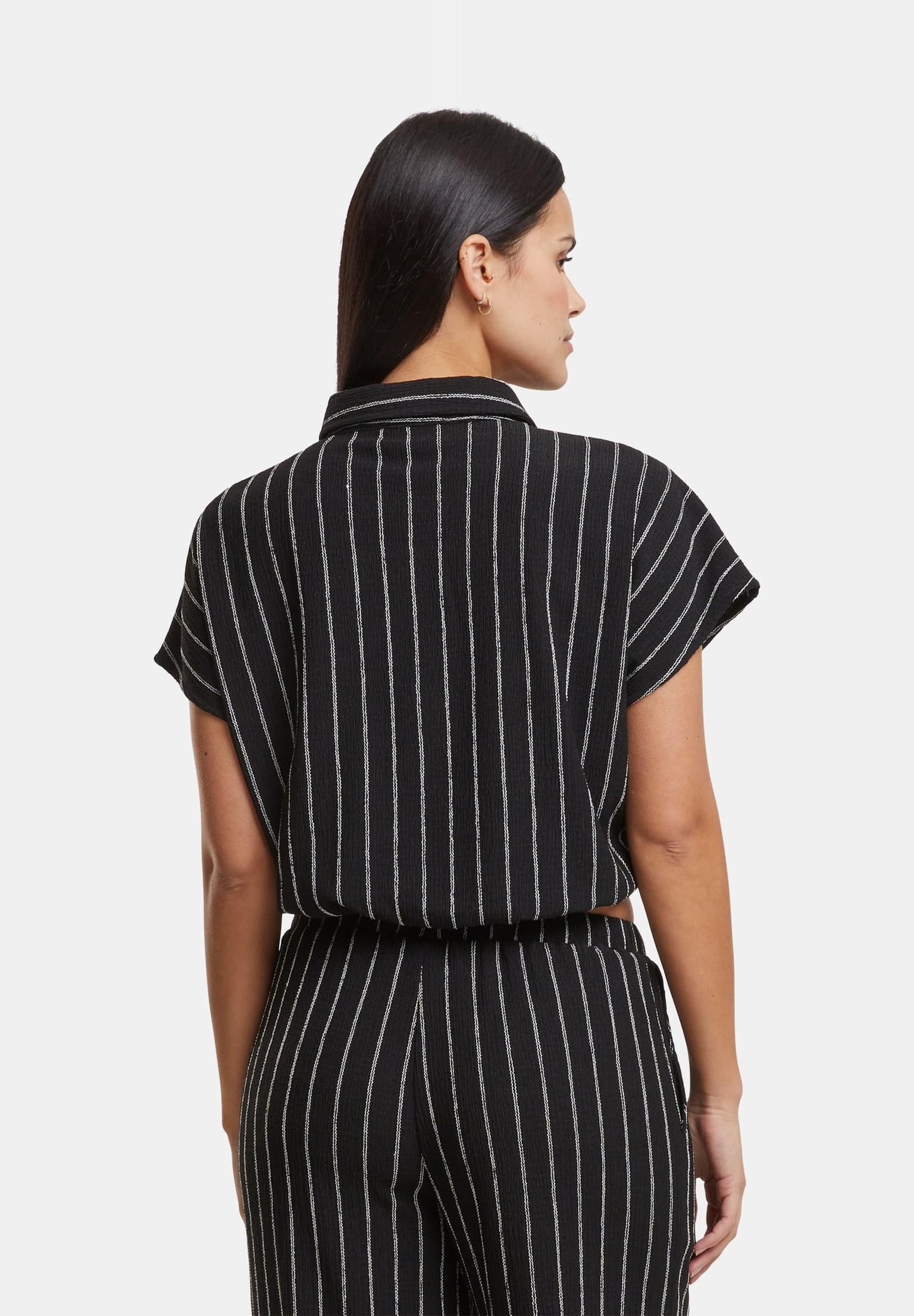 Urban Classics Ladies Structured Striped Tied Blouse – Bild 2