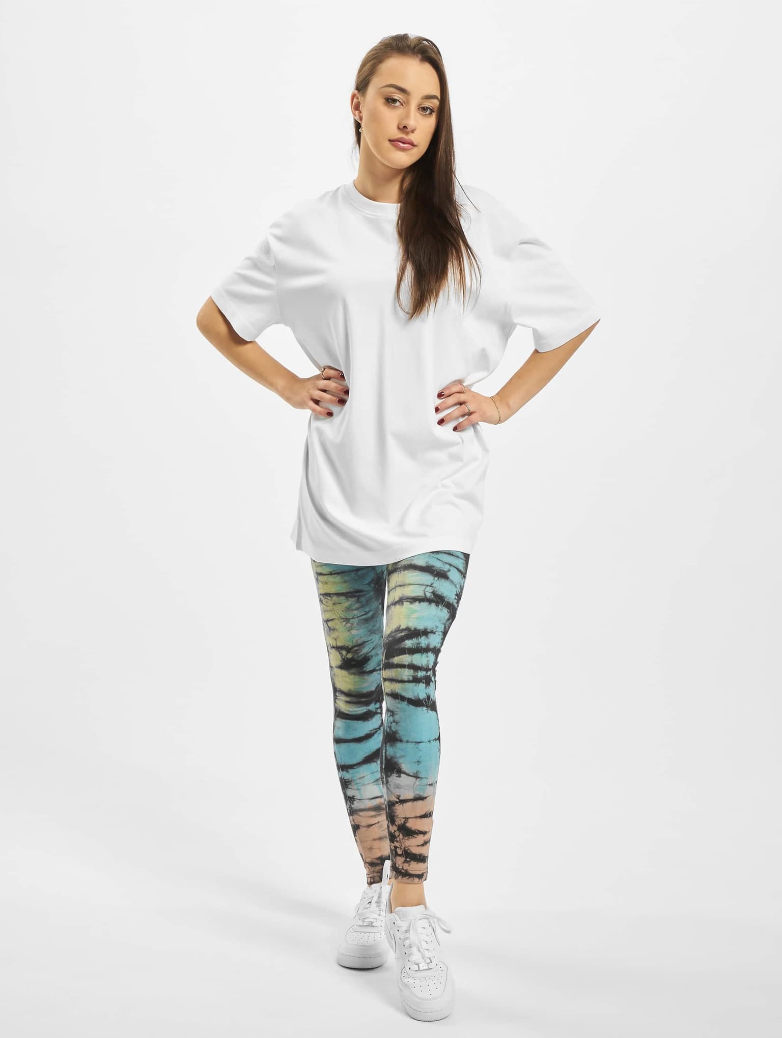 Urban Classics Ladies Oversized Boyfriend Tee – Bild 4