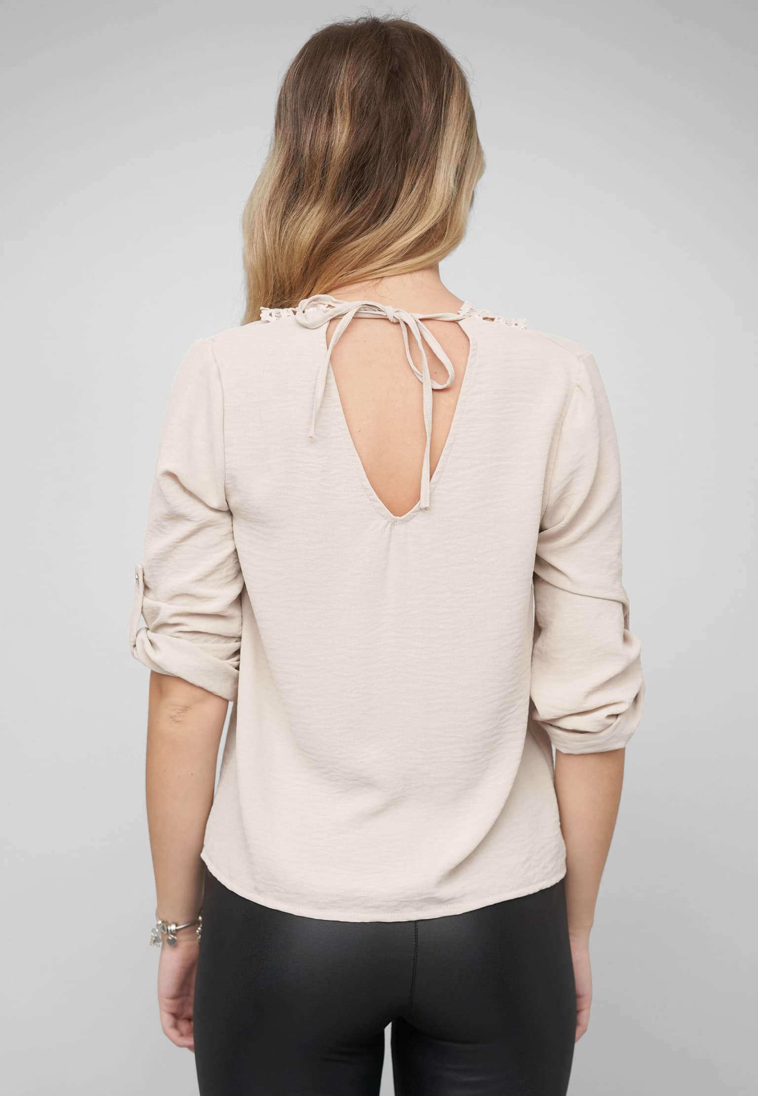Cloud5ive Blouse with turn-up sleeves – Bild 2