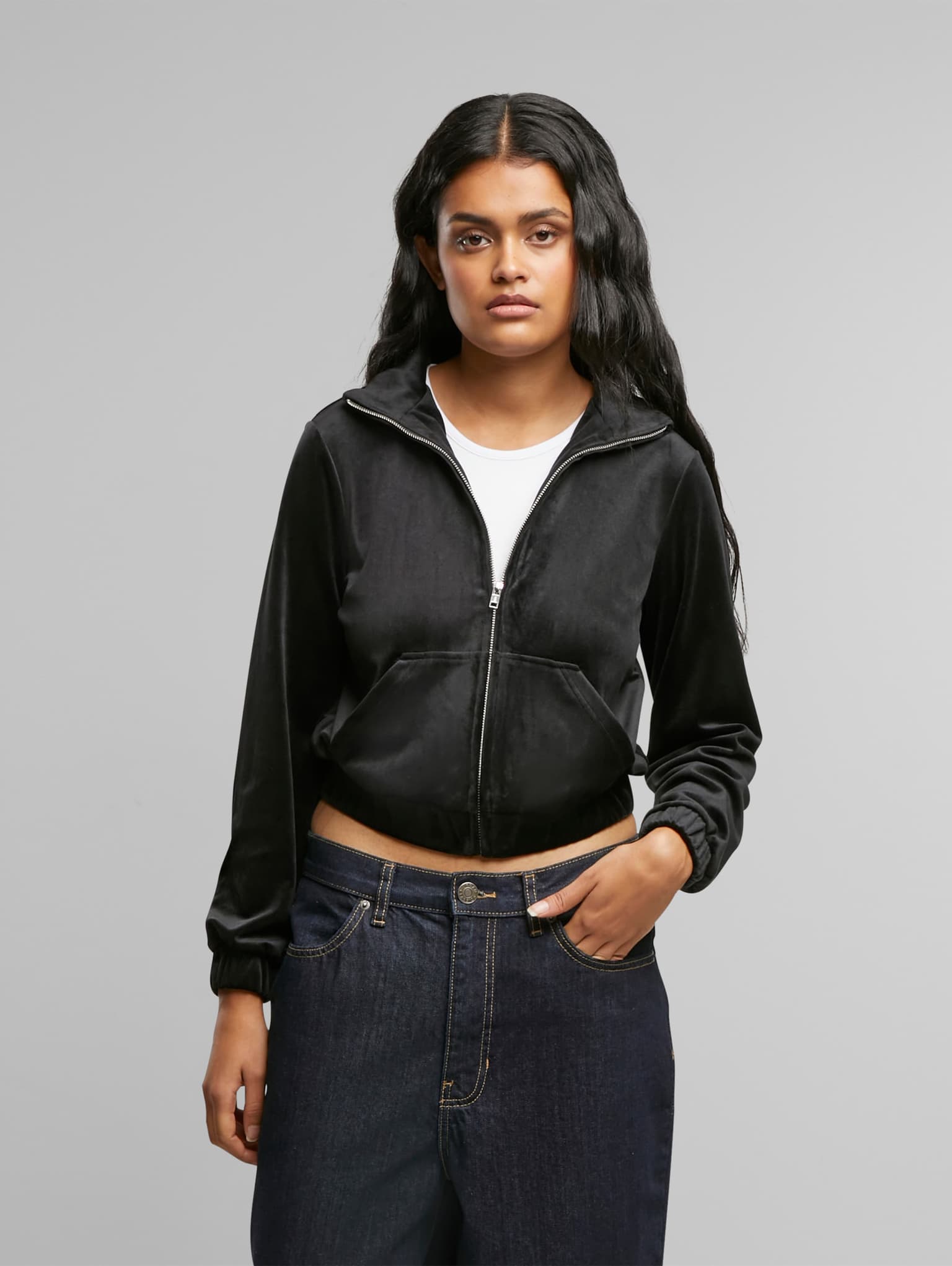 Urban Classics Ladies Short Velvet Track Jacket