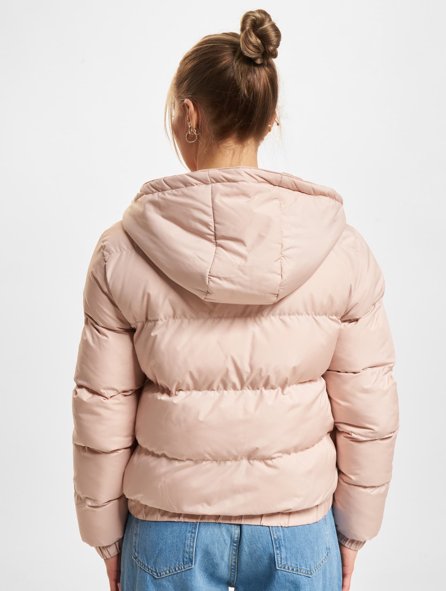 Urban Classics Ladies Hooded Puffer Jacket – Bild 2