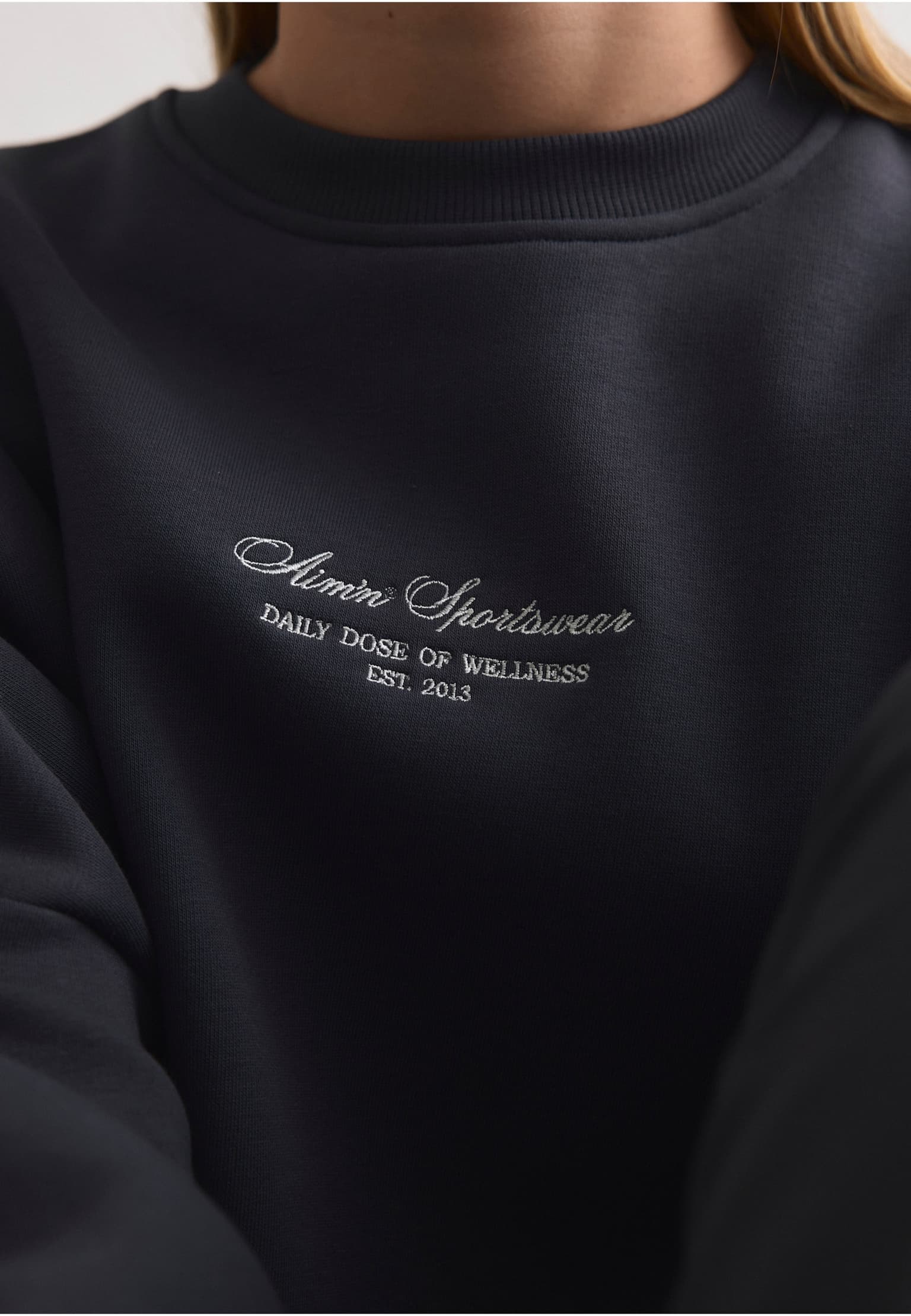 aimn Script Sweatshirt – Bild 3