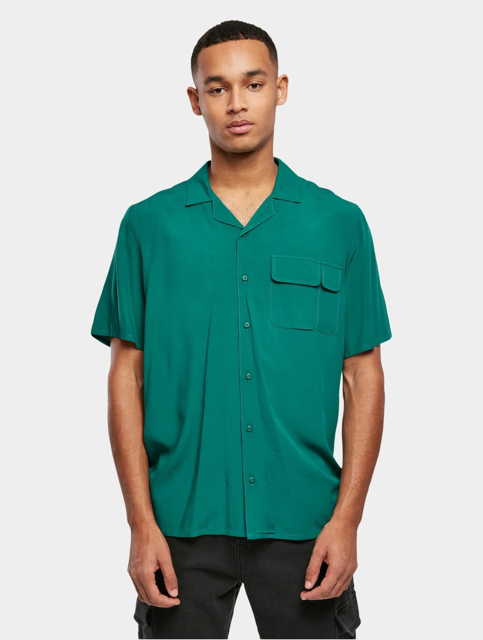 Urban Classics Viscose Camp Shirt – Bild 3