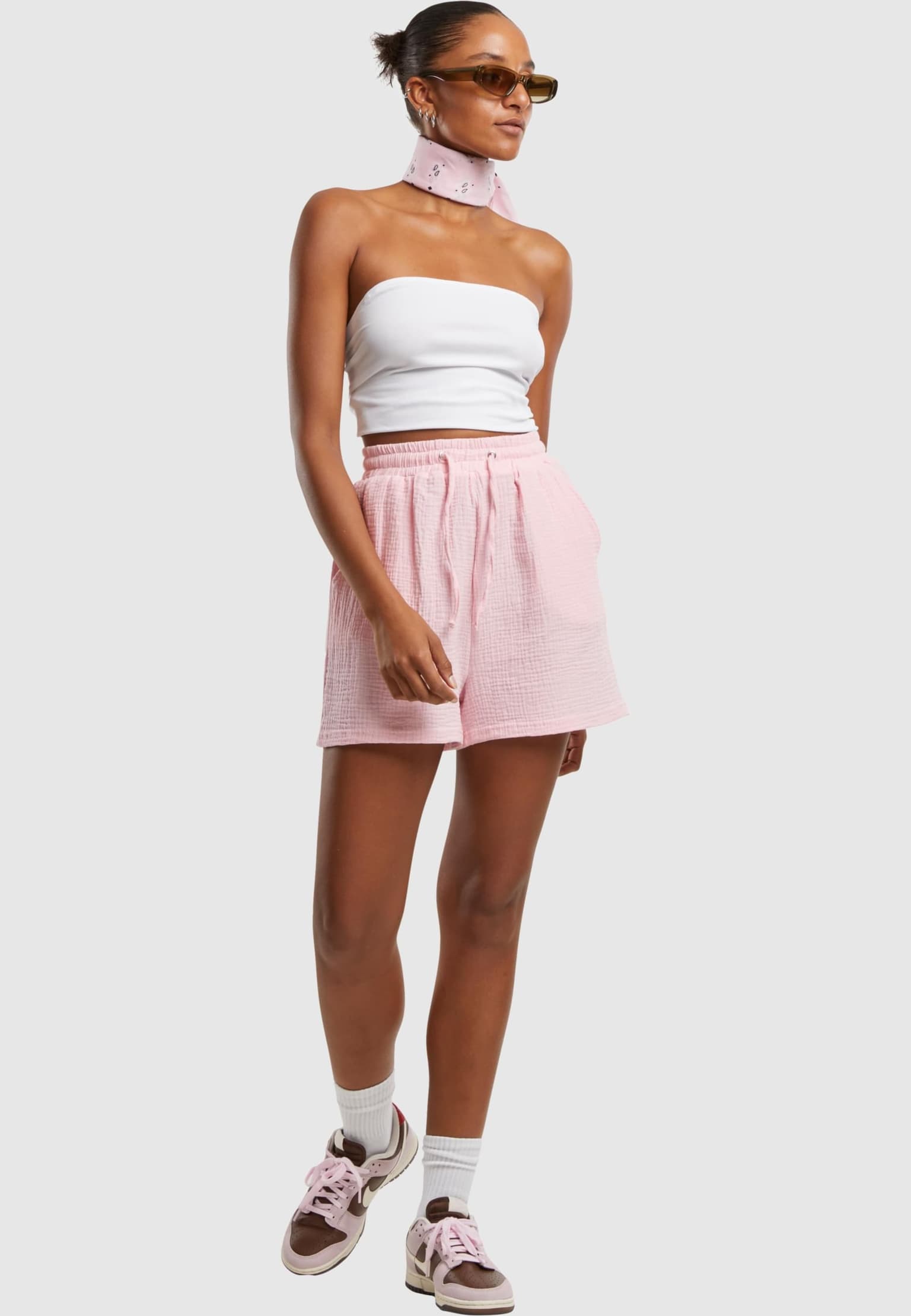 Urban Classics Ladies Musselin Short – Bild 4