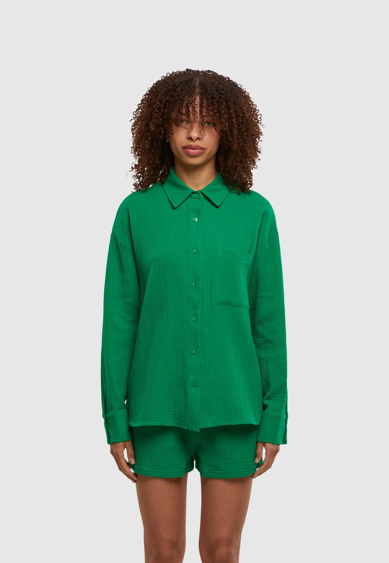 Urban Classics Ladies Oversized Musselin Blouse – Bild 3