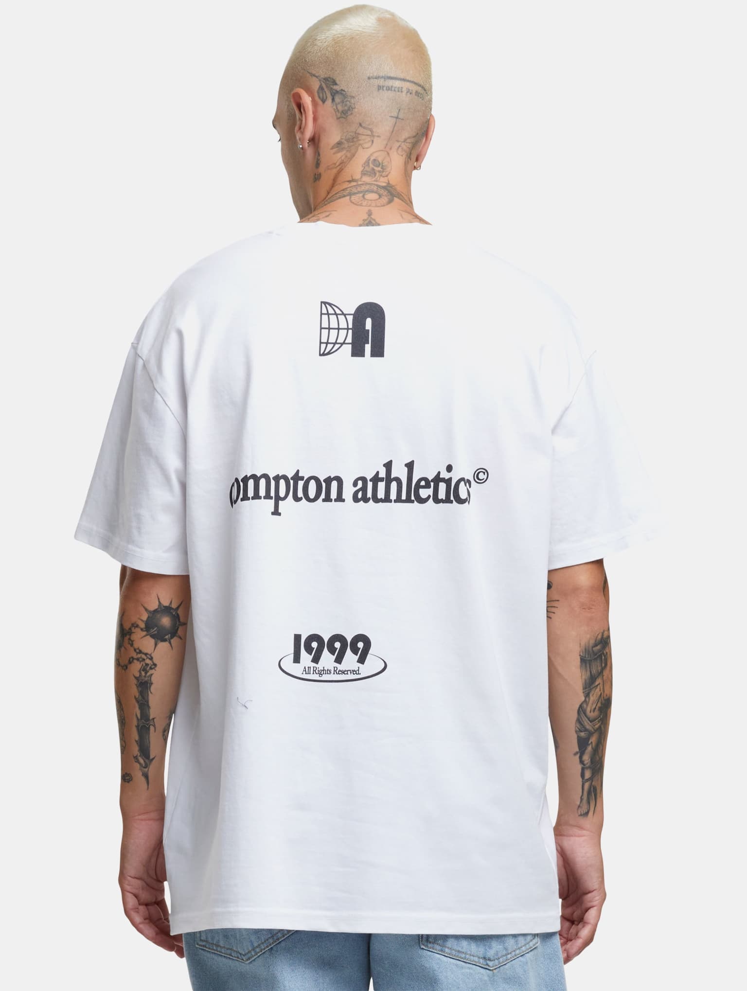 Mister Tee Upscale Compton Athletic Club Oversize – Bild 2