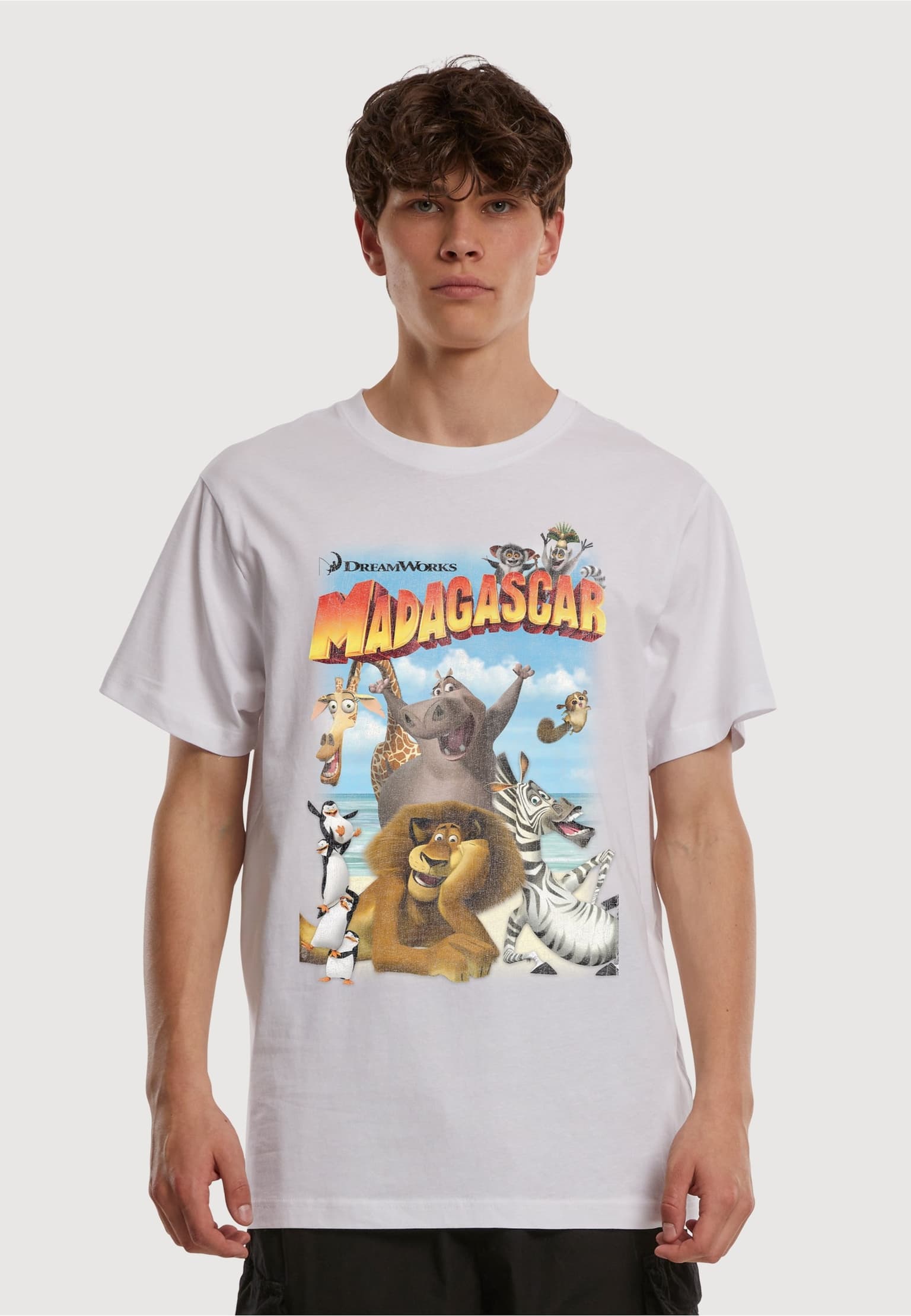 Merchcode Madagascar Distressed Tee